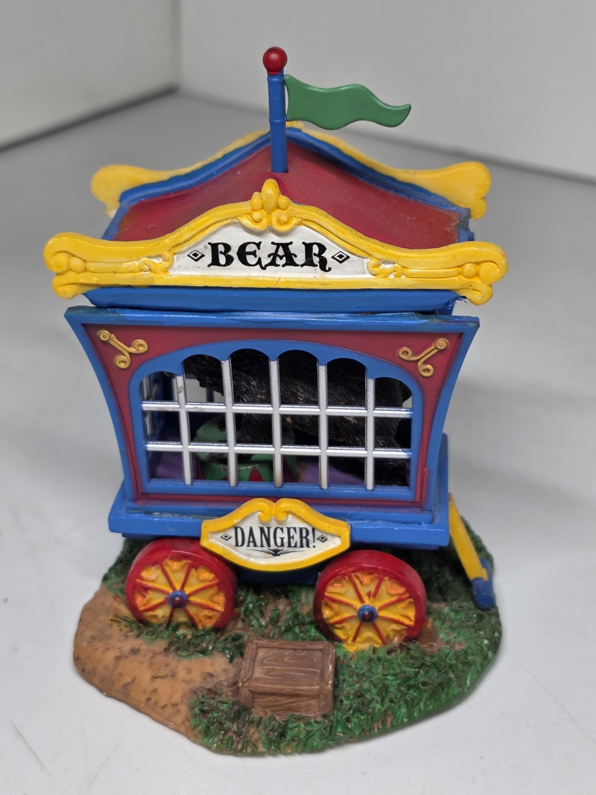 Vintage 2006 Lemax Village Collection Circus Animal Cages and Wagon Table Accent