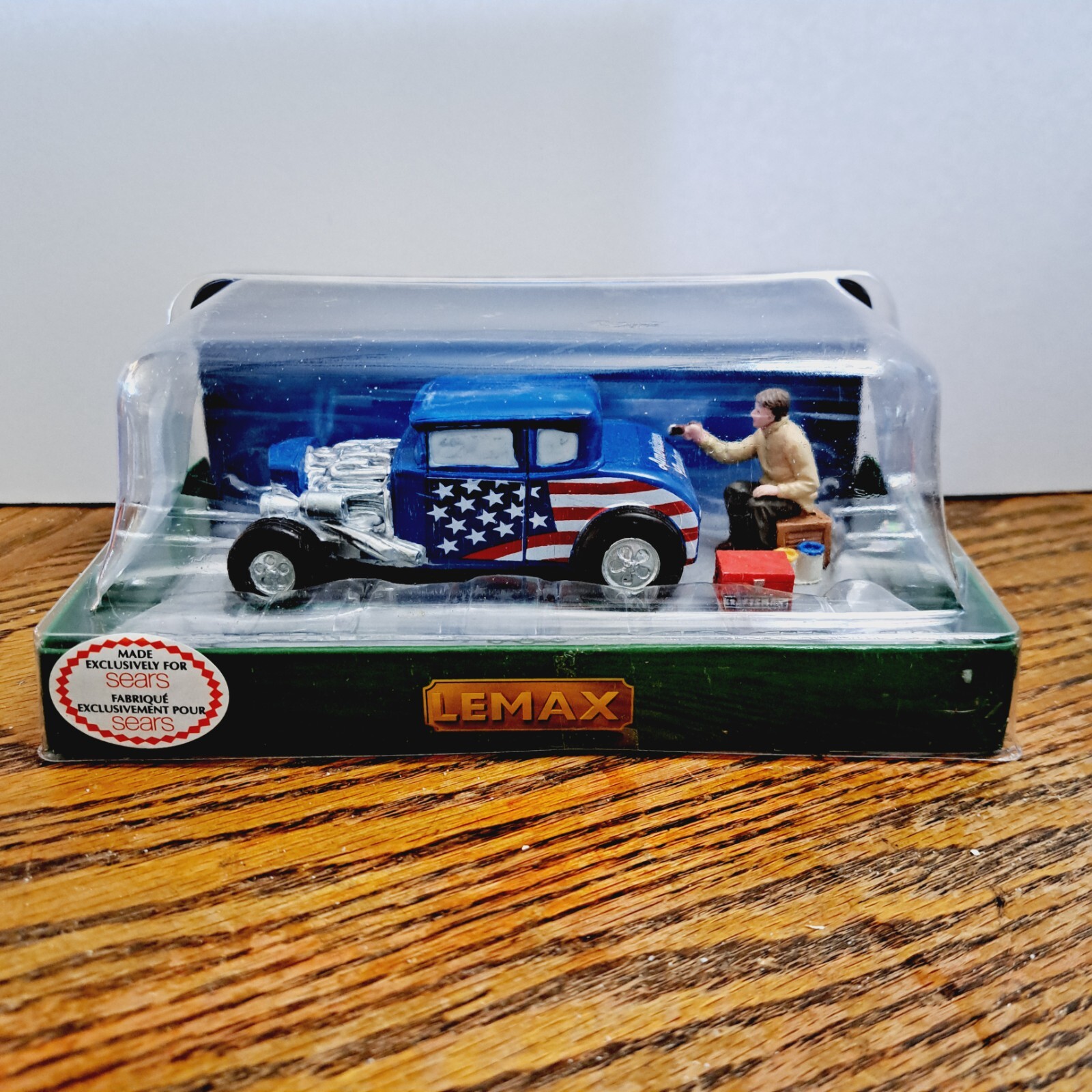 Lemax American Custom Painting Coupe Red White and Blue Figurine