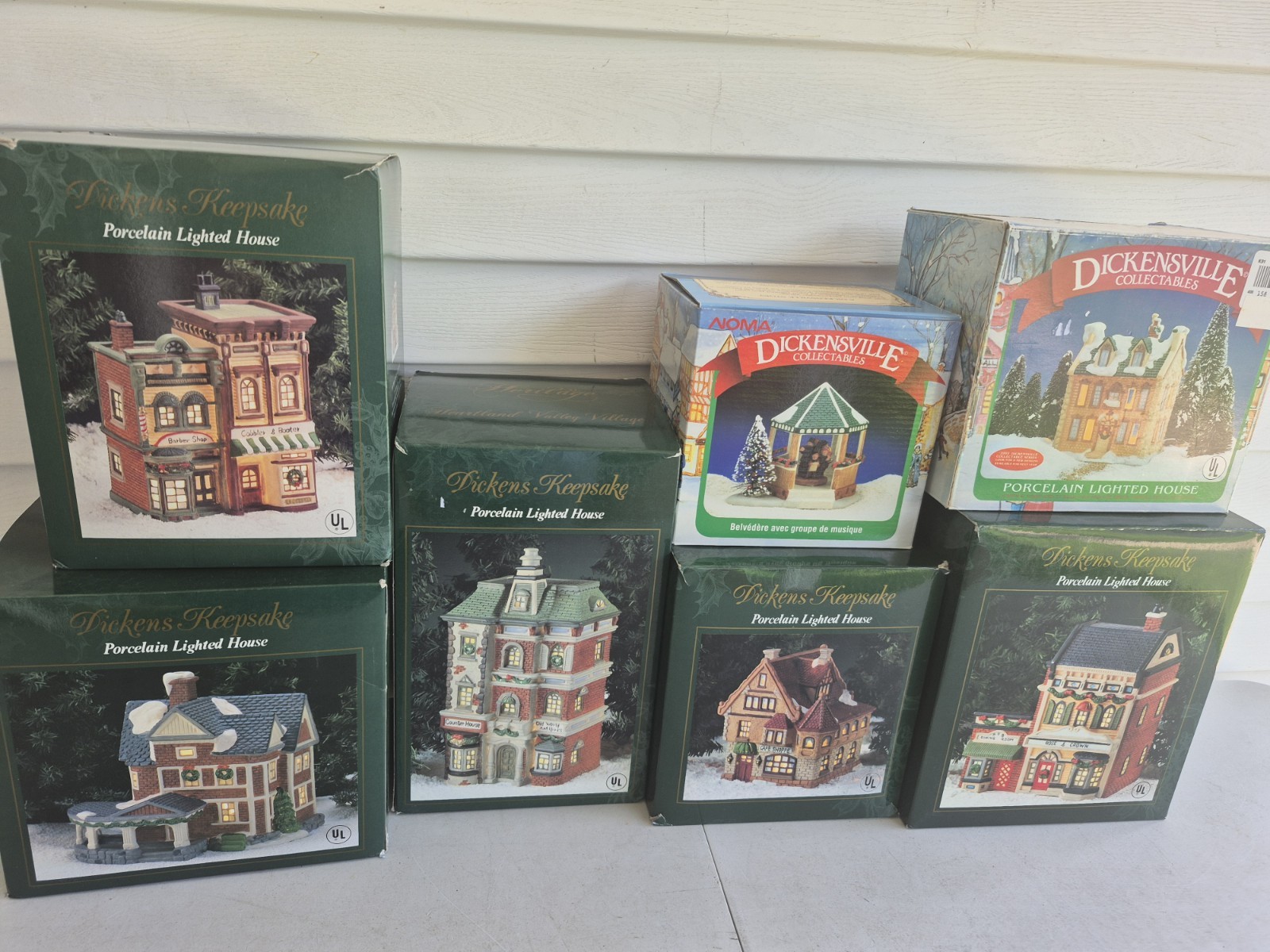 VINTAGE HOLIDAY CHRISTMAS DICKEN’S,HERITAGE DICKRNSON’ S CHRISTMAS VILLAGES…