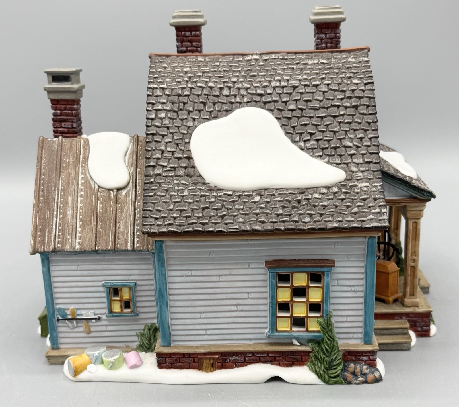 Dept 56 “Pawtuck Furniture Maker” New England CHIPPED