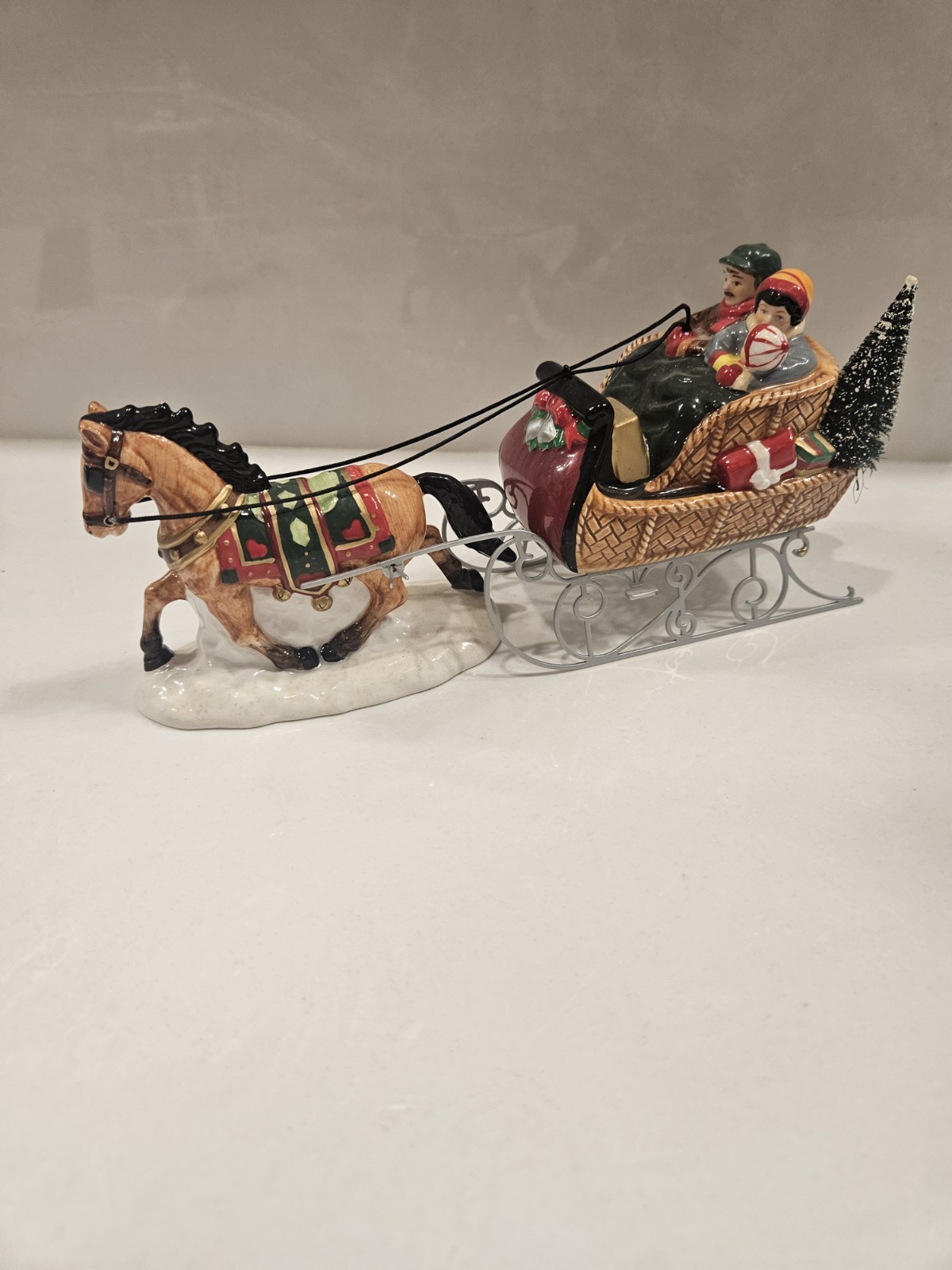 Dept. 56 Snow Village Horse Sleigh Family Children Hayride Retired