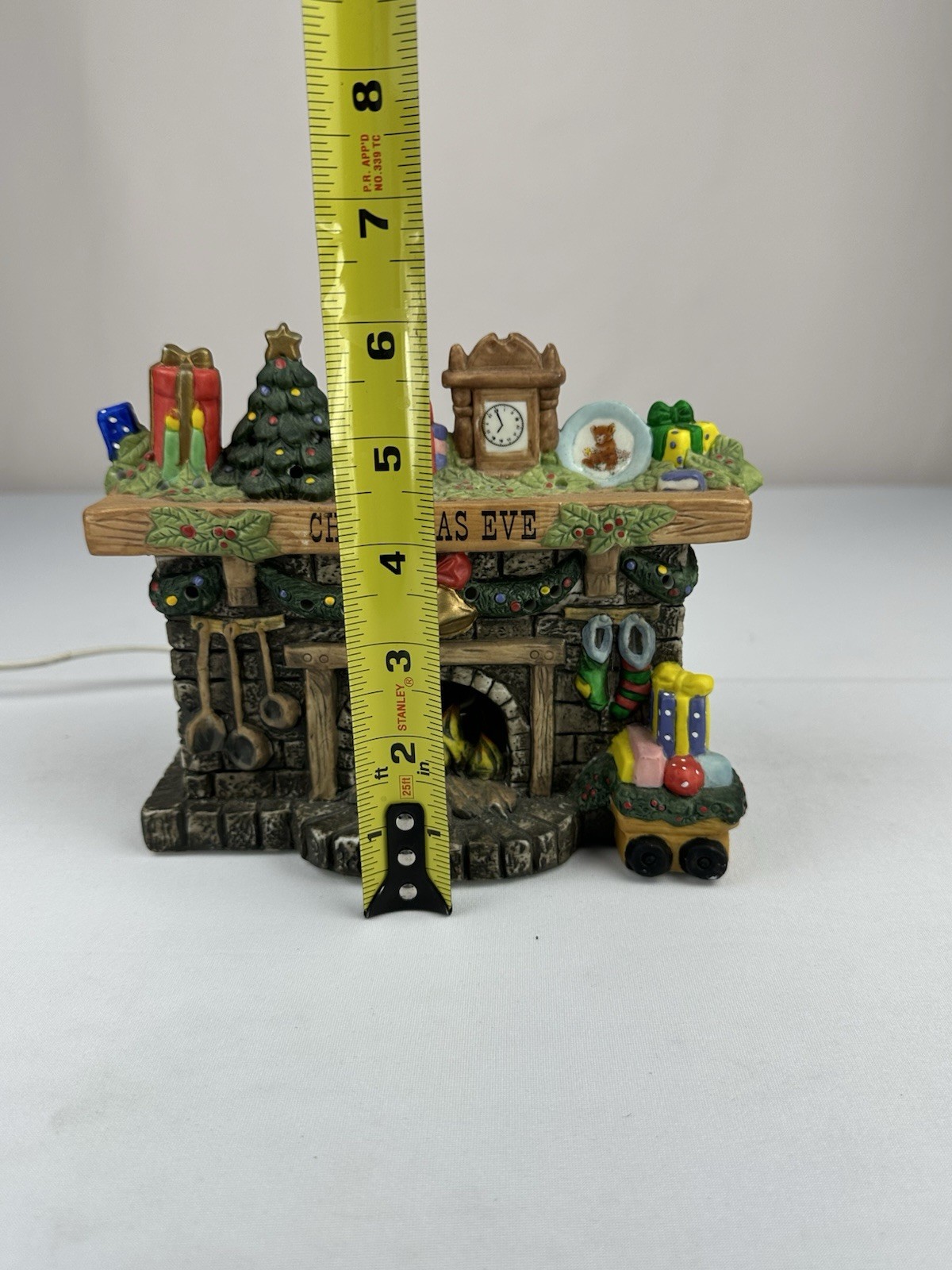 Brinns Lighted Ceramic Holiday Fireplace “Christmas Eve” Village Figurine