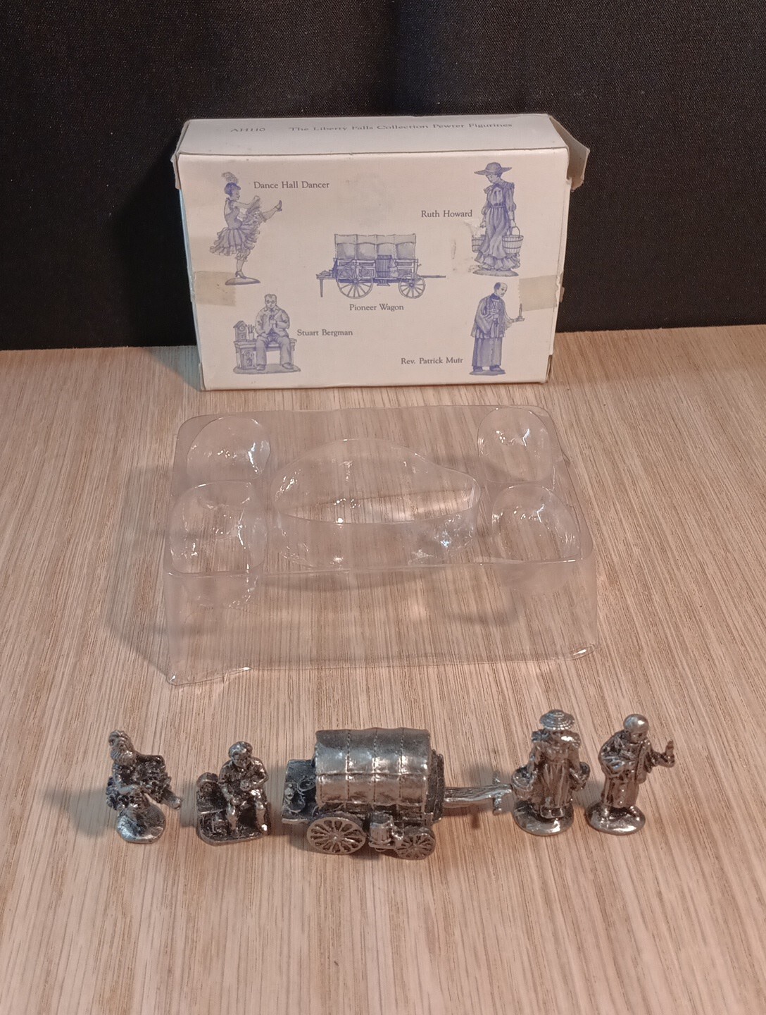 Liberty Falls Americana Solid Pewter Figurines Collection AH110 Five Minatures
