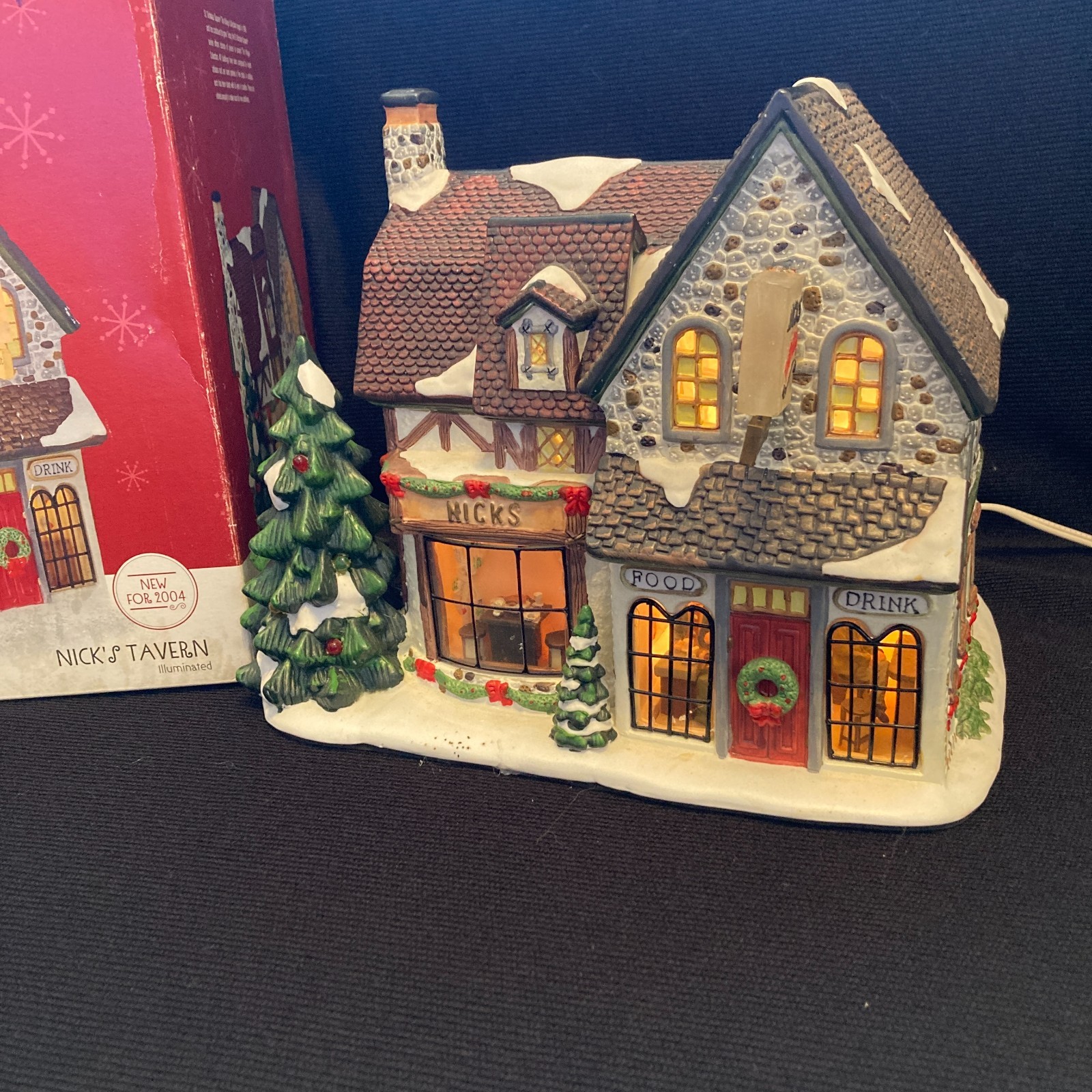 2004 St. Nicholas Square Nick’s Tavern | Illuminated Christmas Village With Box