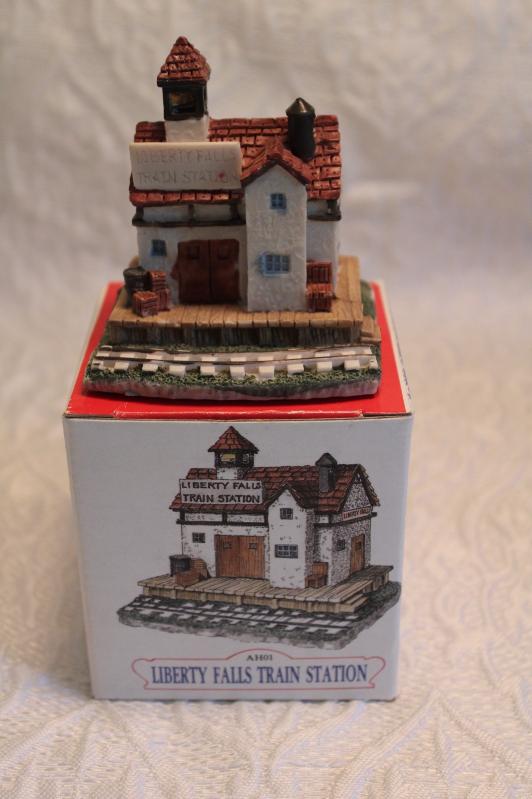 The Americana Collection Liberty Falls Buildings YOU PICK