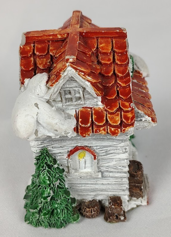 Museum Collections 1987 Mini Village Houses Set Toy Shop & Antiques Taiwan