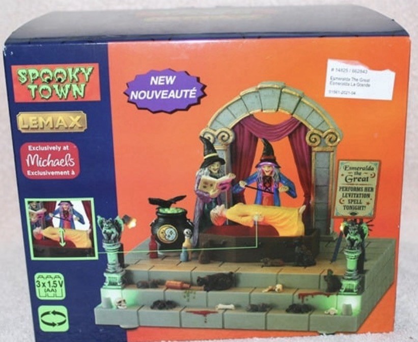 2022 New Lemax Esmeralda The Great-Spooky Town Village Lighted