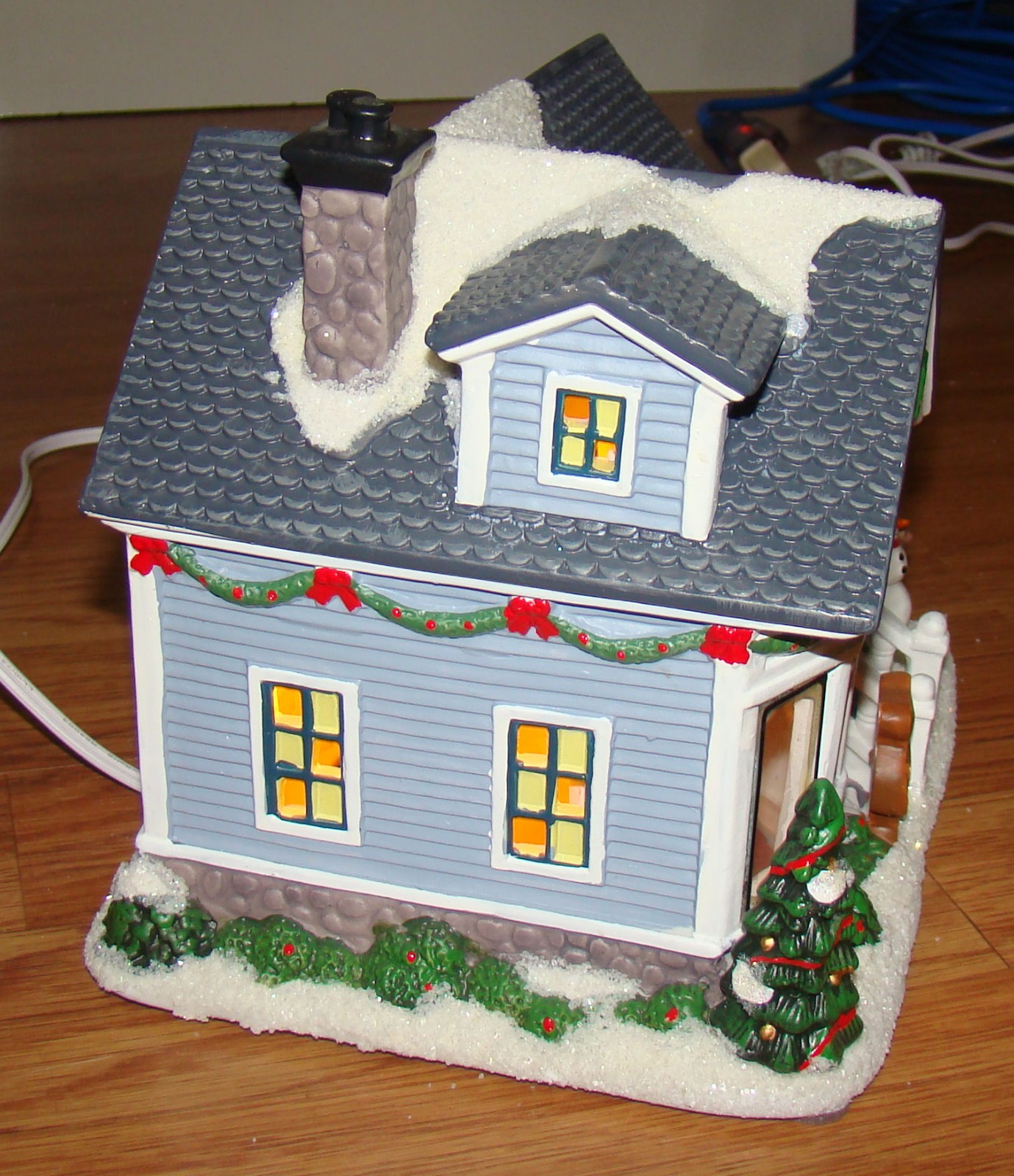 2011 St. Nicholas Square Village ABC DAY-CARE (VH21002) Hand-Painted, Lighted