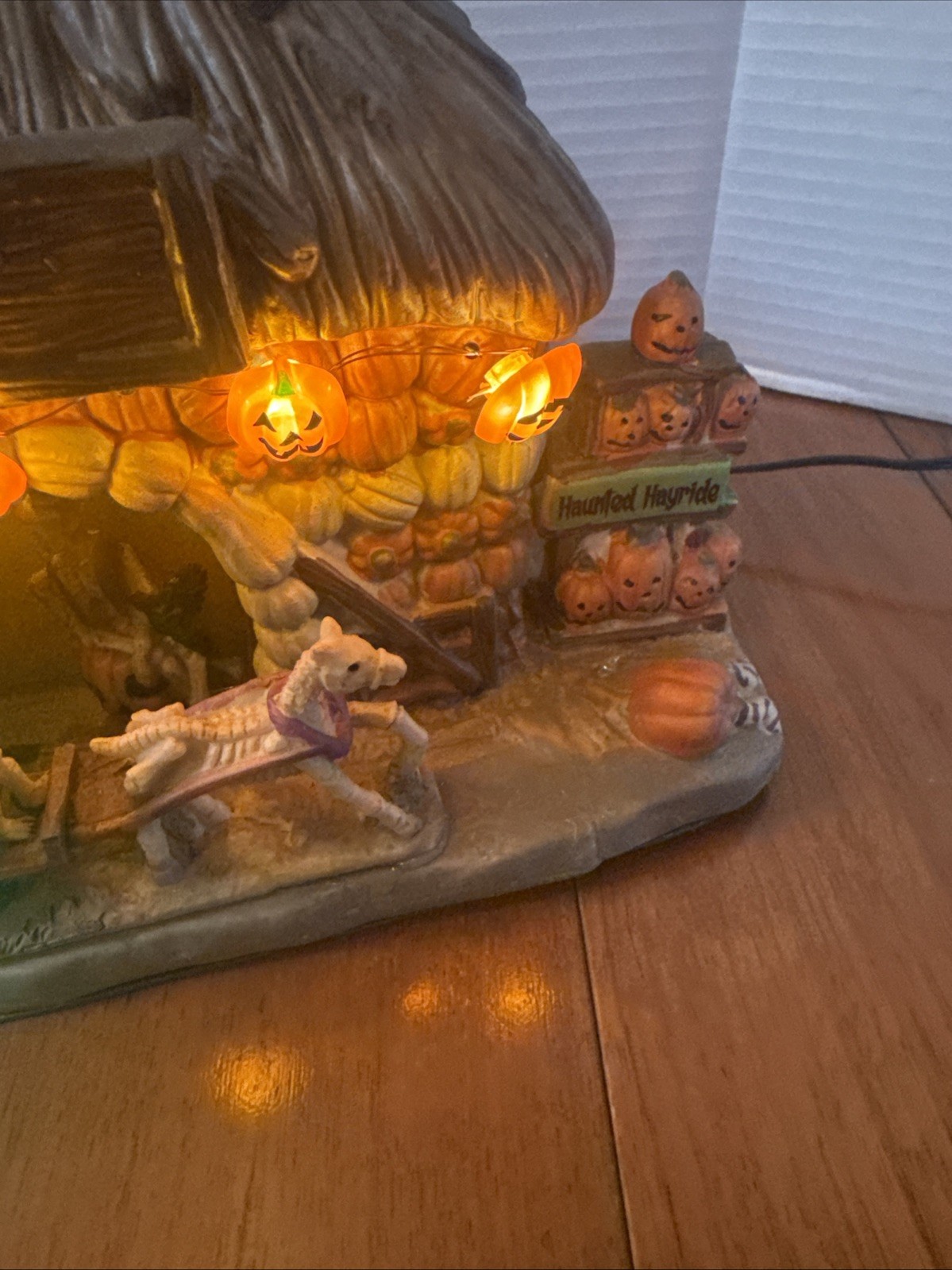 FG Square LED Pumpkin Villa Halloween Village Building Hand Painted Lighted