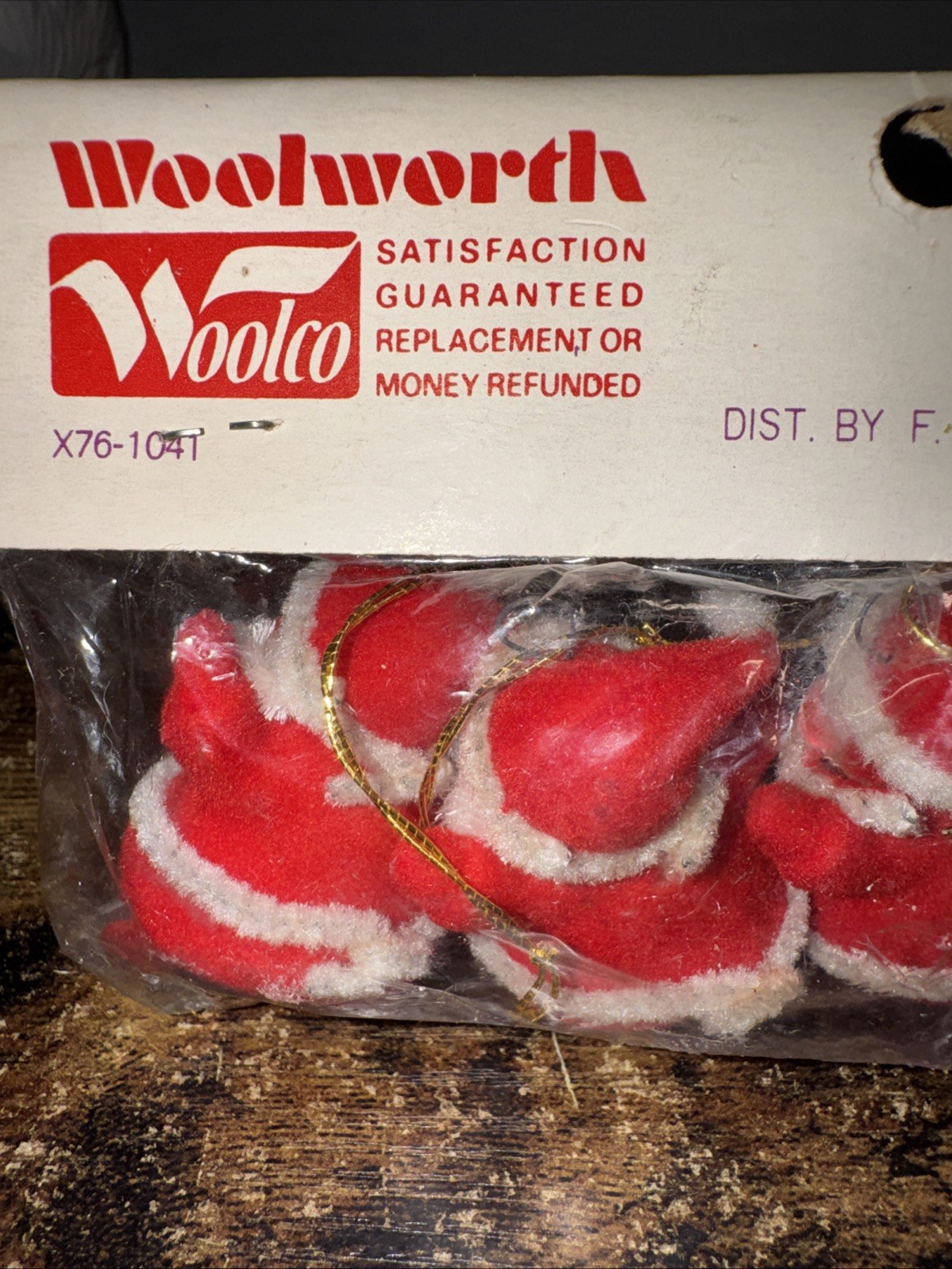 4 Miniature Santa Claus Woolworth (America Christmas Store) New In Package