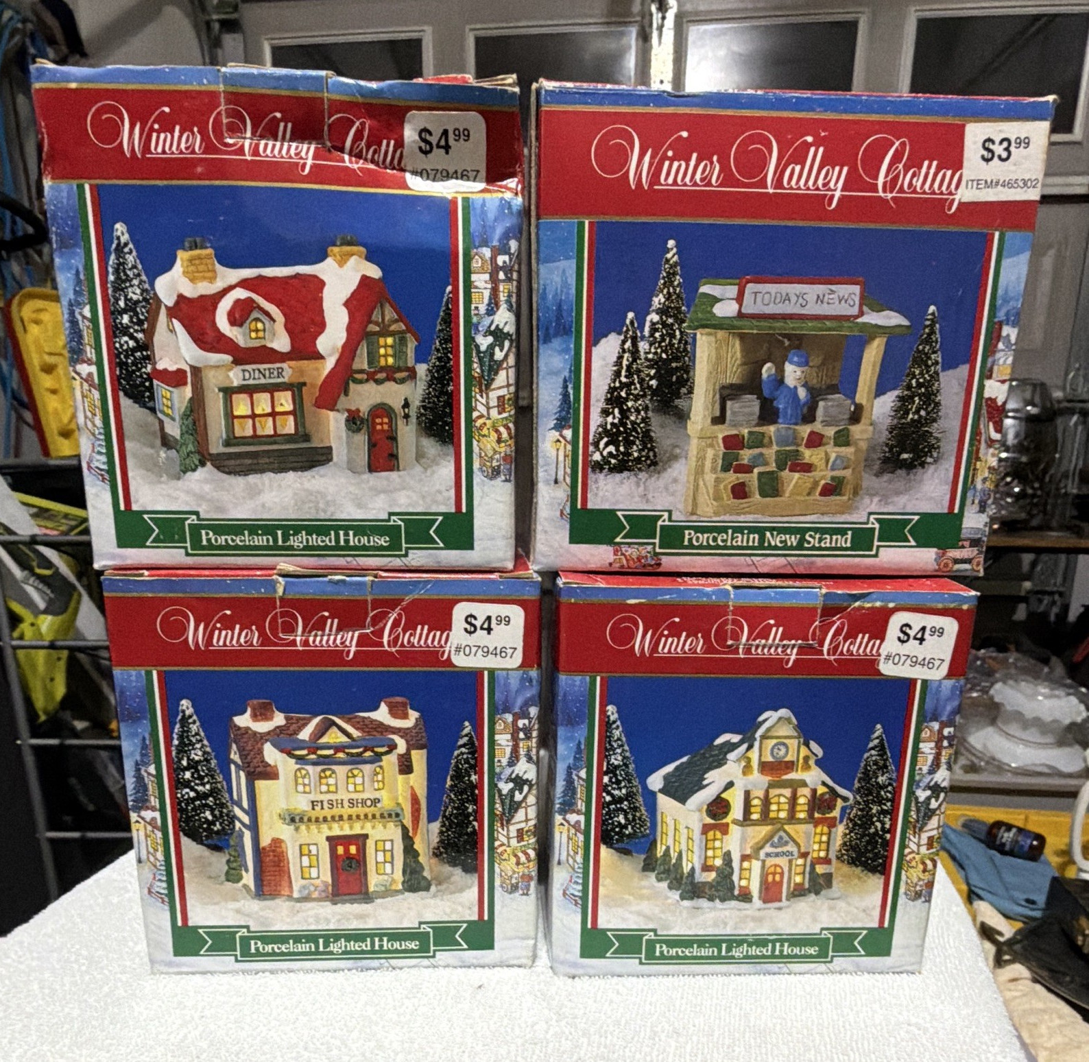 Vintage Winter Valley Cottage Porcelain Village House Christmas Decor – Boxed
