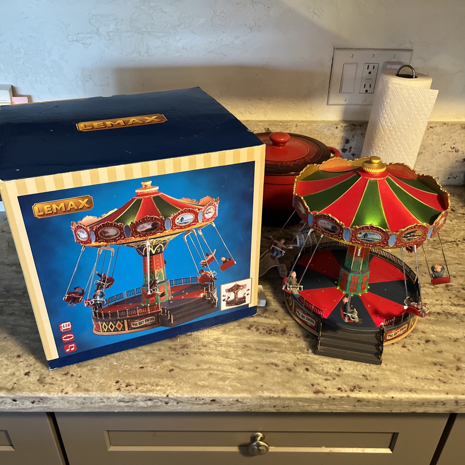 LeMax The Sky Swing Lights & Sound 84379 Original Box Works Great!