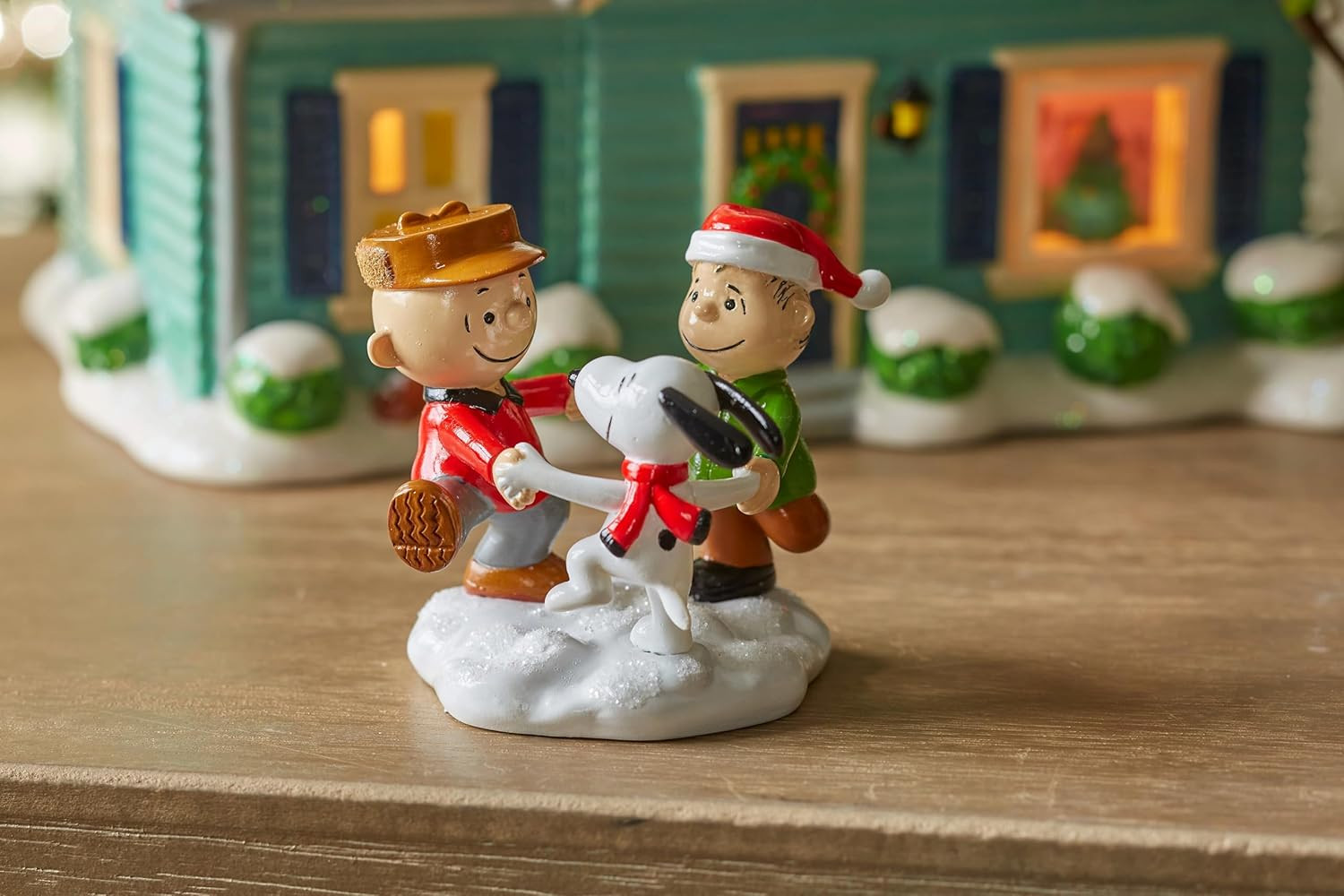 Collectible Village Accessory Figurine – Hand-Painted Resin Decor 3.1″ x 2.5″