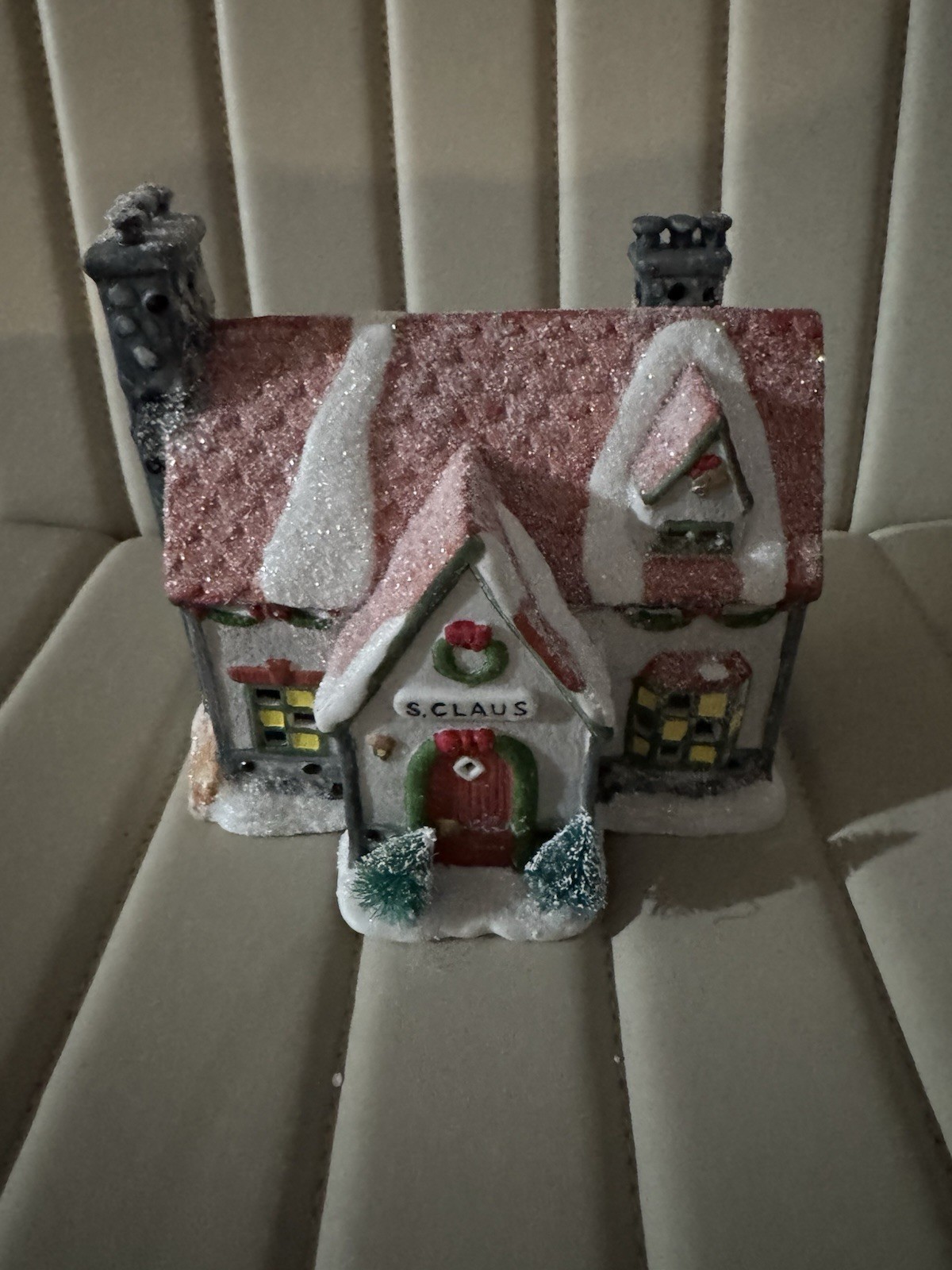 Prettique Kringle Town Lighted Christmas Village Santa Claus House Vintage 1993