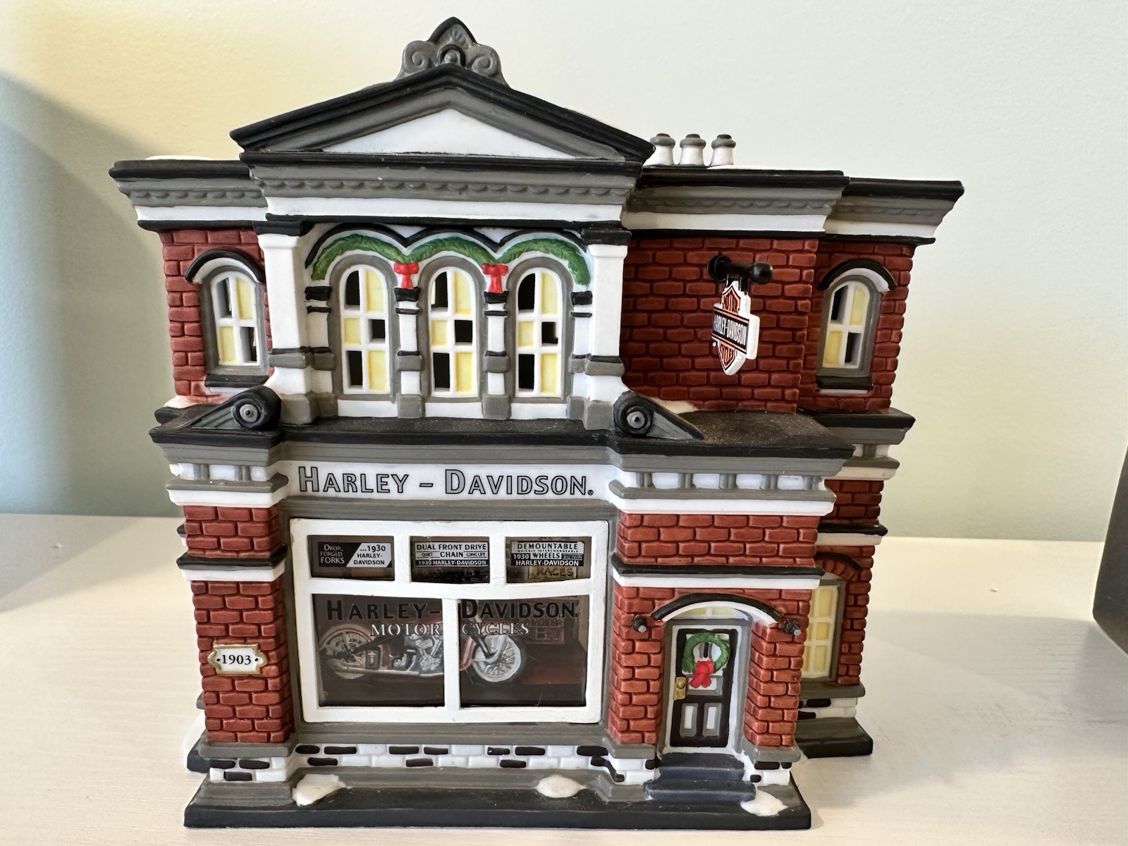 Department 56 CITC – Harley Davidson City Dealership & Fat Boy/Softail Accessory