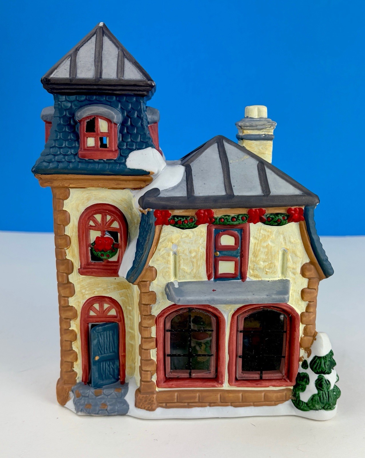 Vintage Longrich Ceramic Christmas Village House 8.5″ Tall – Read desc.