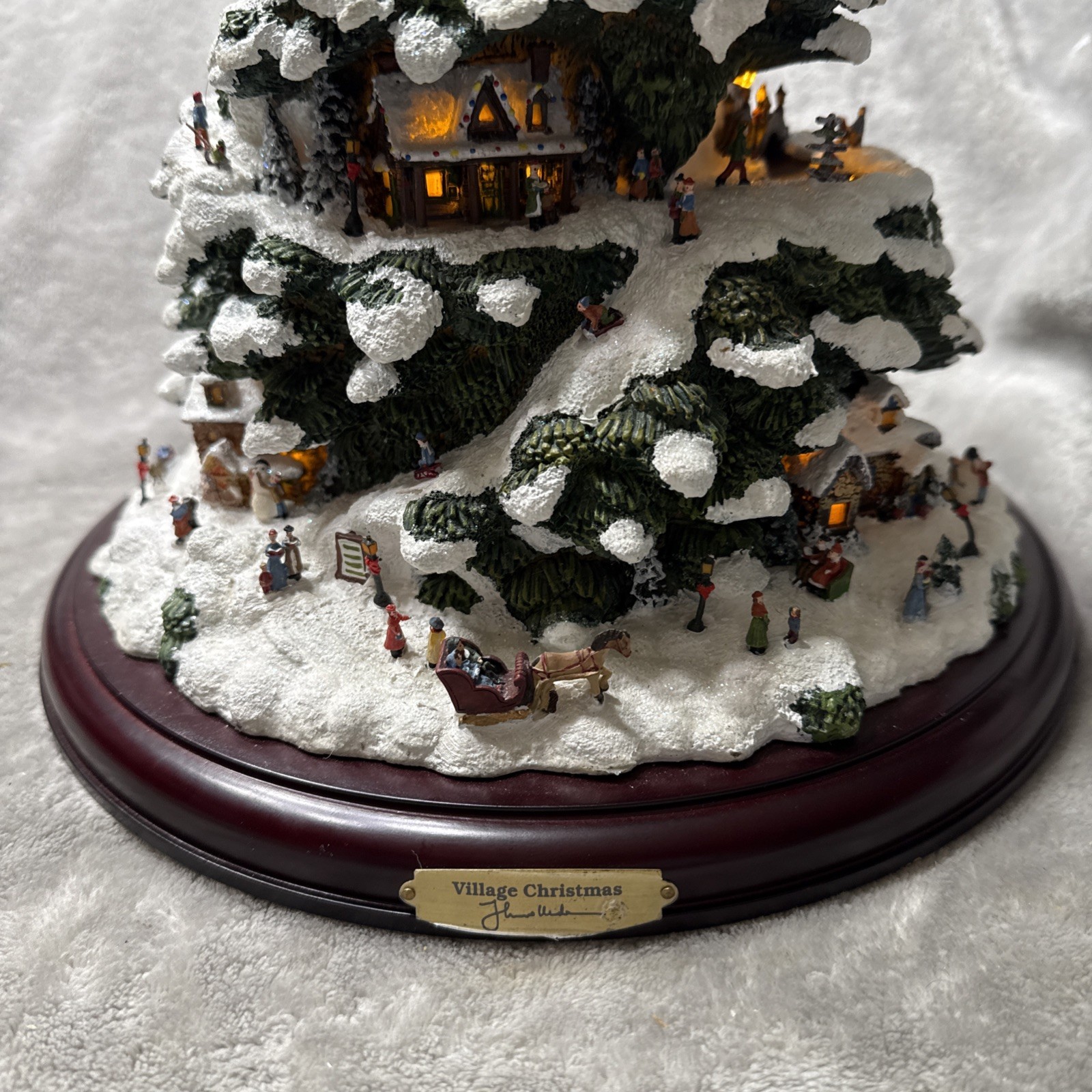 Thomas Kinkade “Village Christmas” Illuminated Tree Works With Batteries