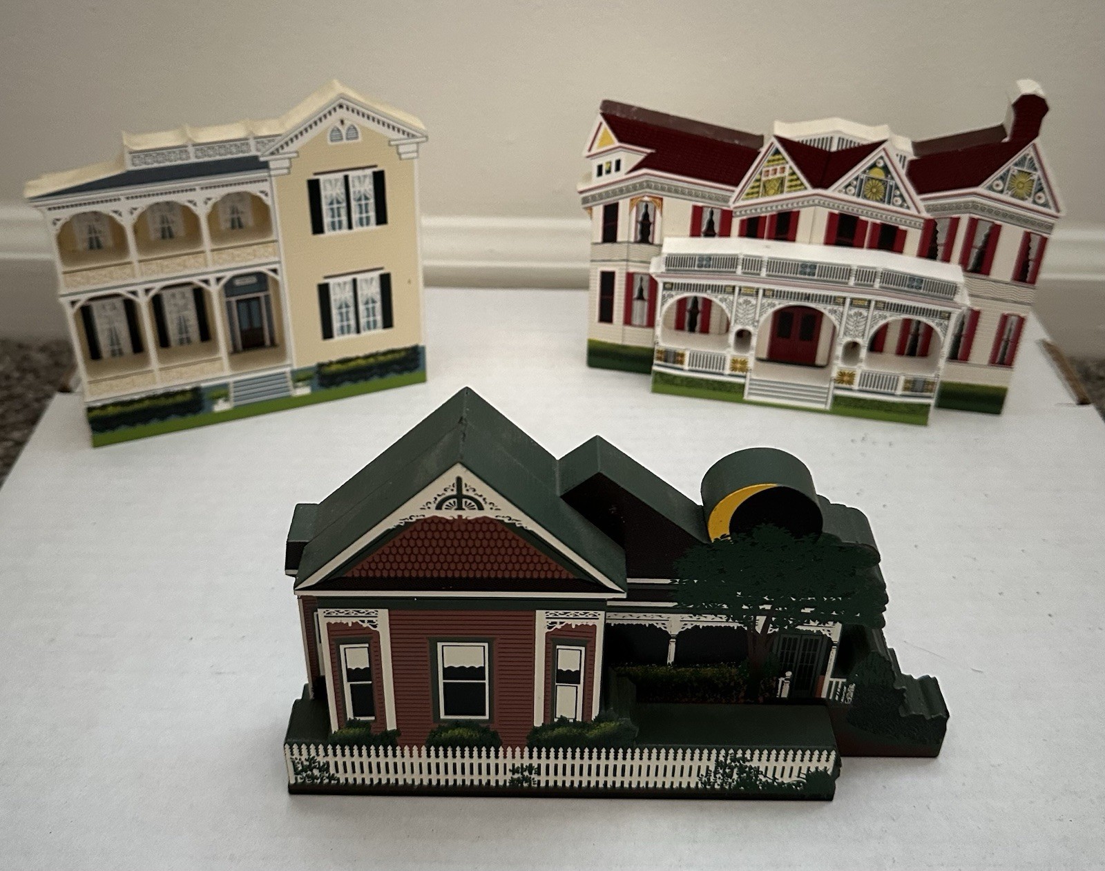 Vintage Shelia Houses(Lot 3) Texas: Reissner, Frenkel Home, Catfish Plantation