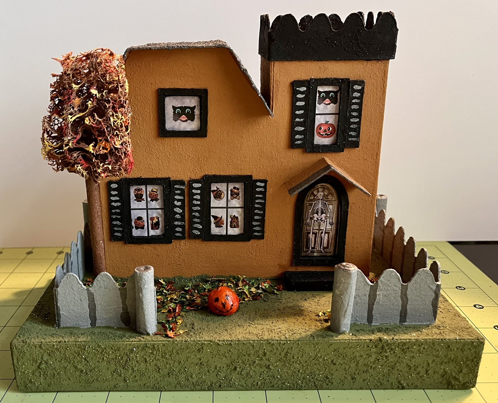 Handmade Halloween Putz Glitter House 1940’s Retro Style Cardboard #3 LARGE