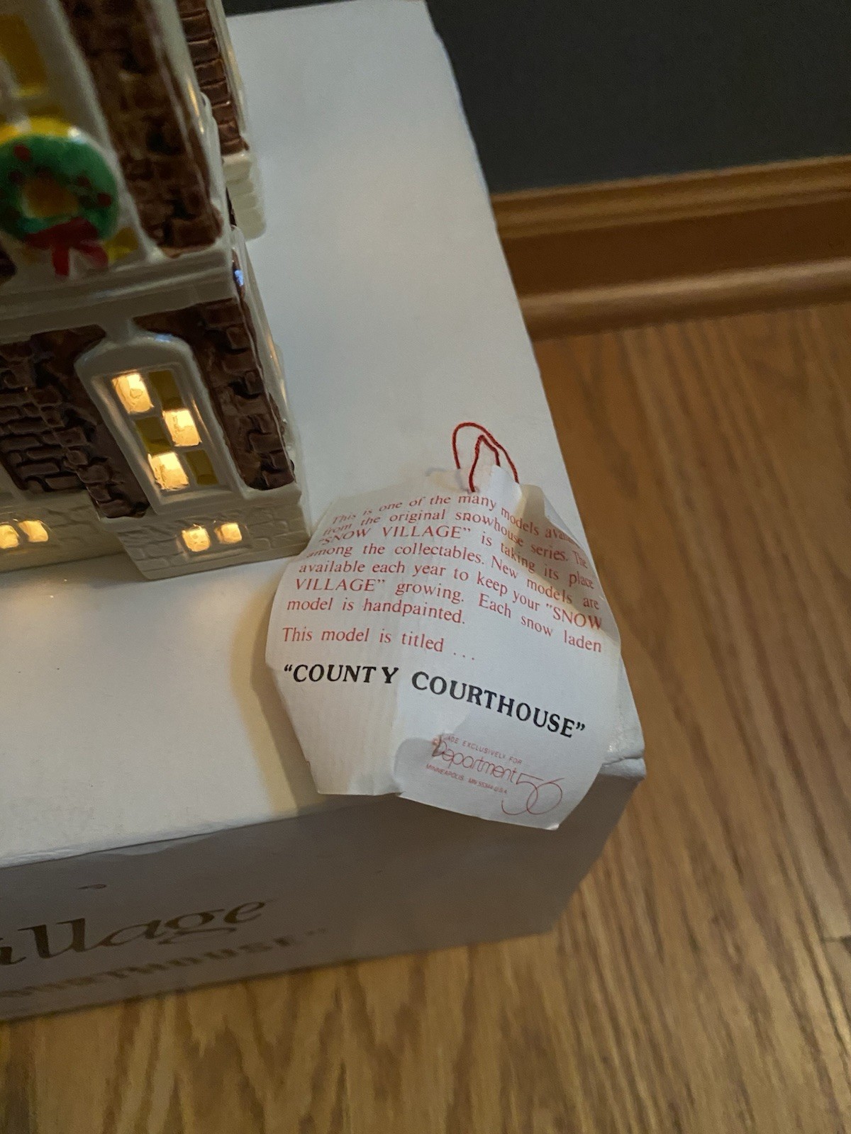 Dept 56 Snow Village County Courthouse 1989 Christmas Village Building 5144-6