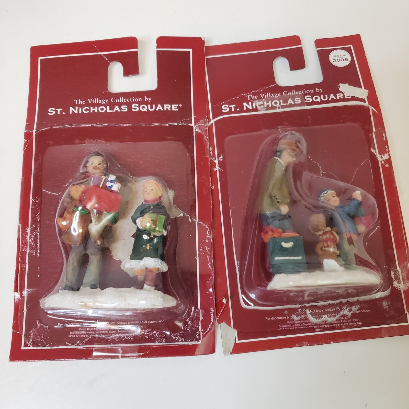 St. Nicholas Square Village Collection 10 Packs/18 Pieces People Accessory Lot