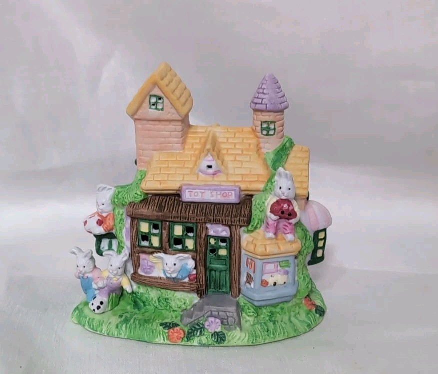 Cottontale Cottages Jo-Ann’s Spring Easter Village 1999 “Toy Shop” 407-0959