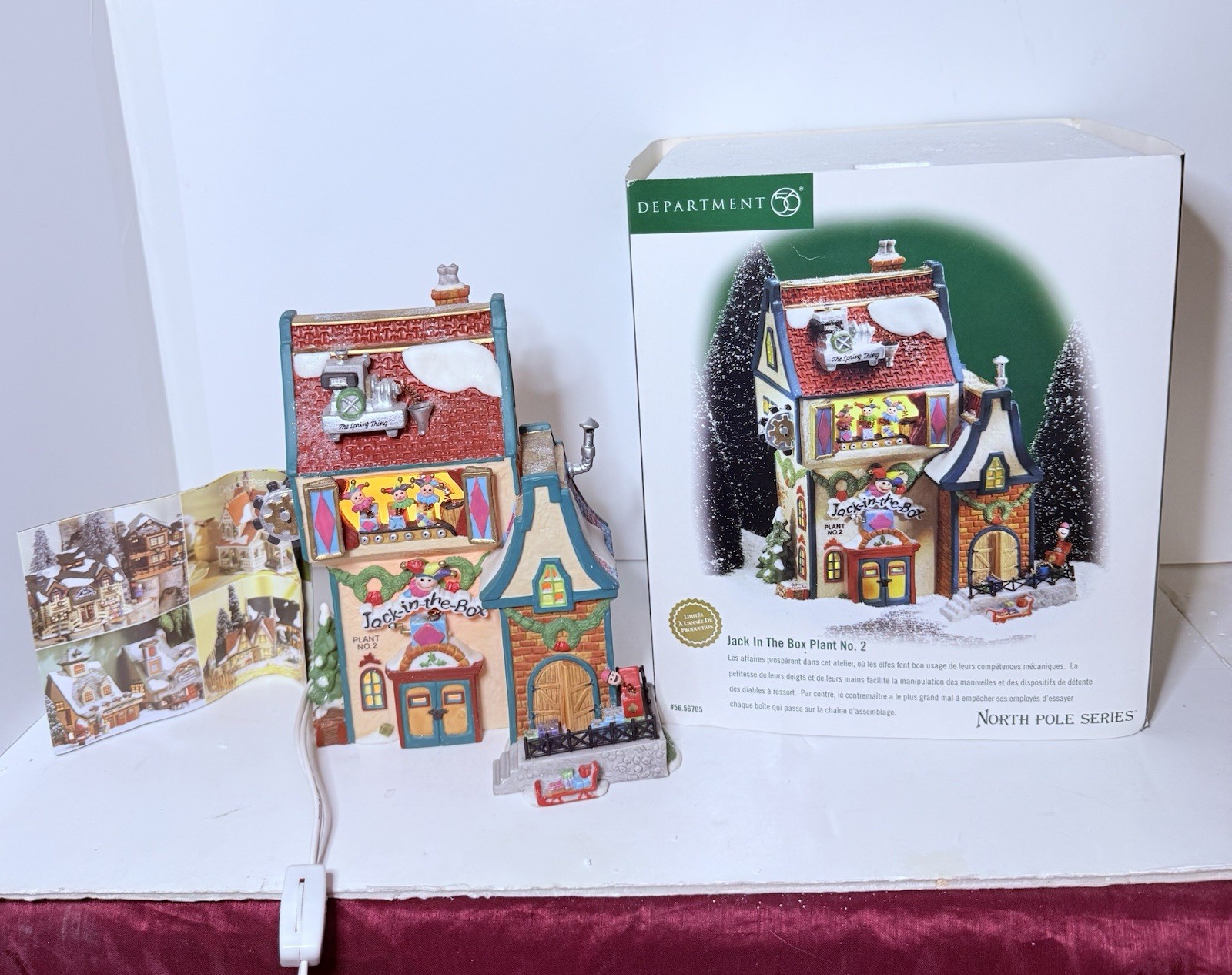 Dept 56 Jack In The Box Plant No.2 North Pole Village 2000 Limited Lighted