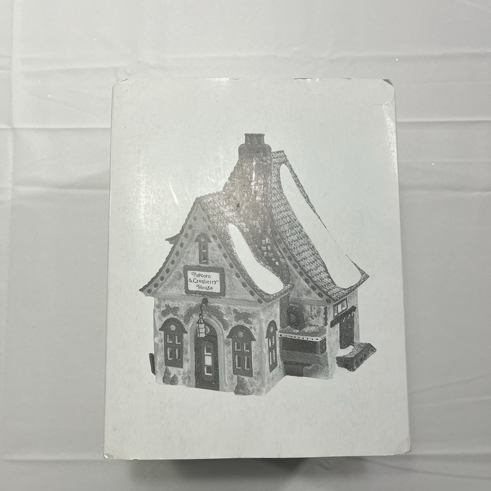 VTG DEPT 56 CHRISTMAS HERITAGE VILLAGE NORTH POLE POPCORN AND CRANBERRY House