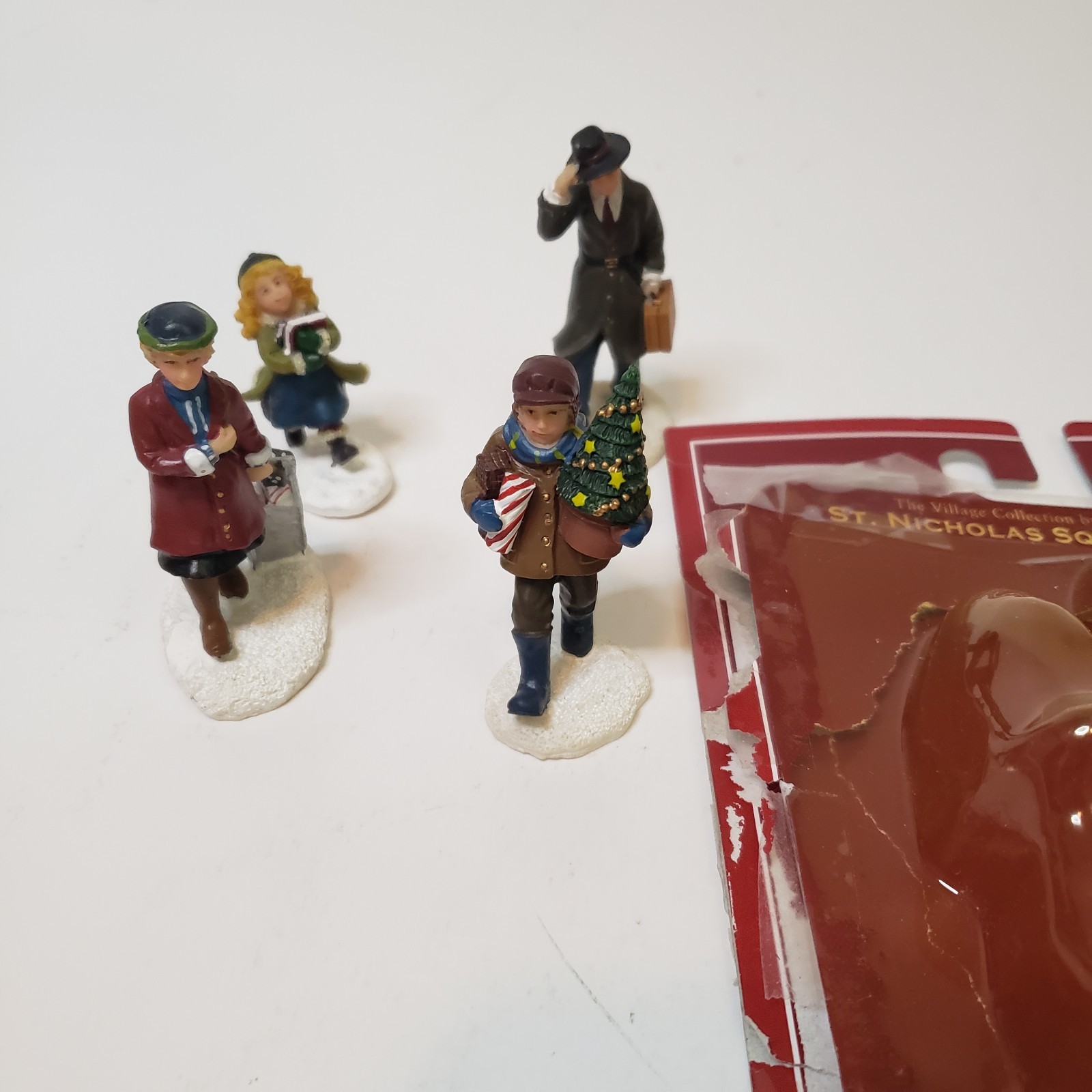 St. Nicholas Square Village Collection 10 Packs/18 Pieces People Accessory Lot
