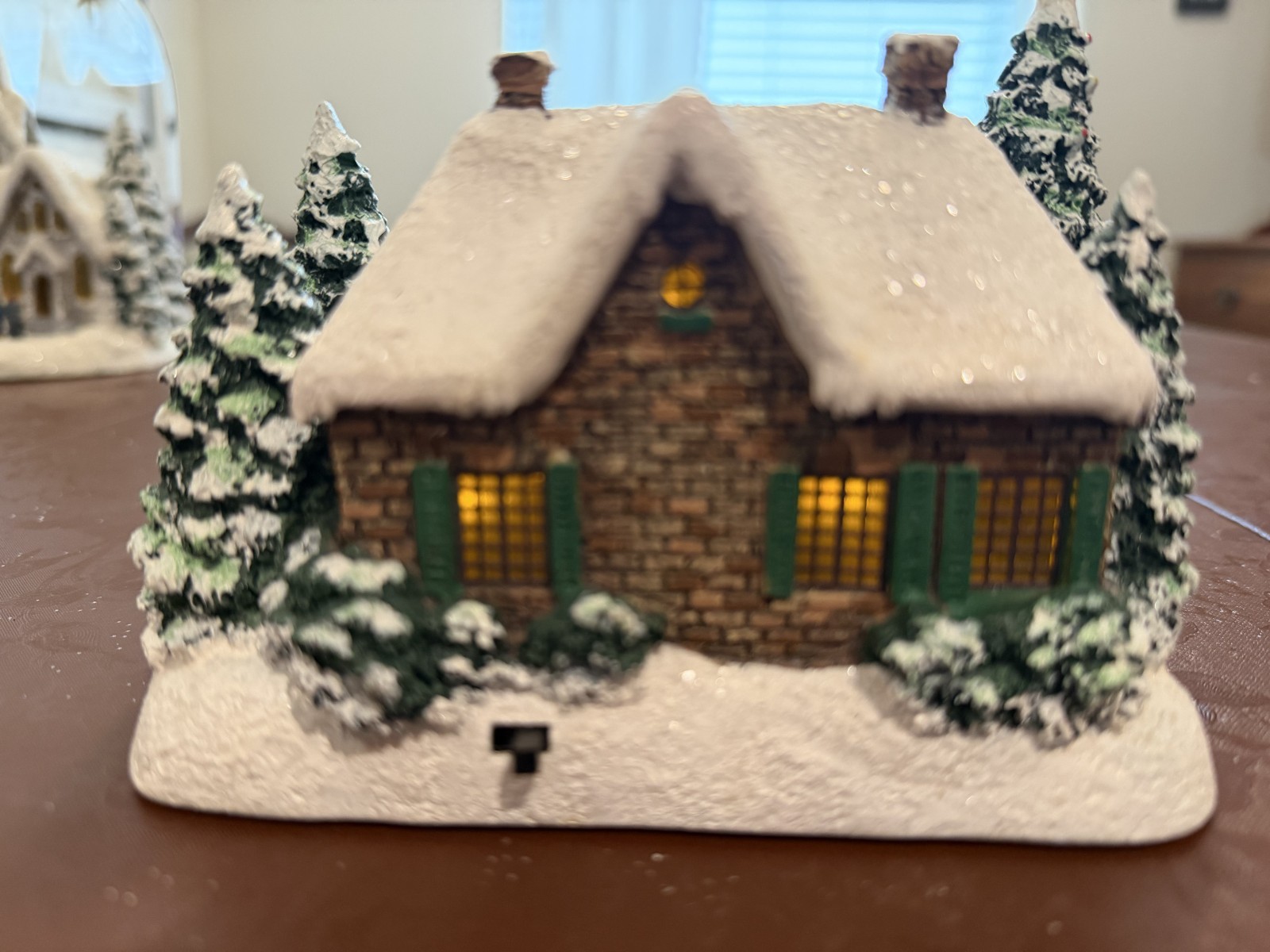 THOMAS KINKADE SKATER’S POND *** 2004 TELEFLORA CHRISTMAS *** MINT CONDITION!