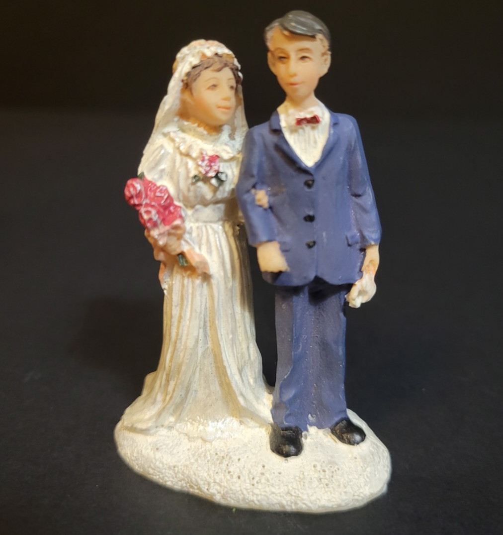 St Nicholas Square Christmas Village Wedding Couple Marriage Married