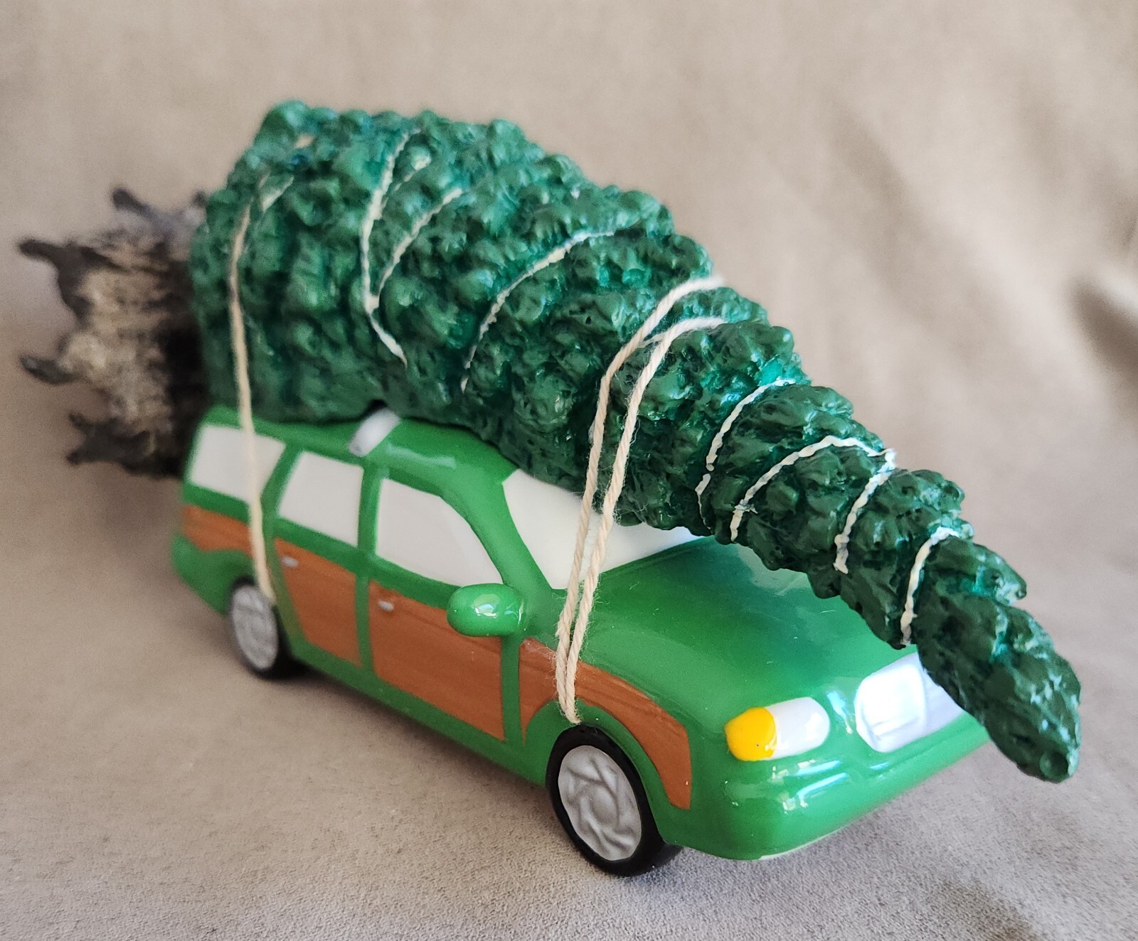 Griswold Family Tree Christmas Vacation SV #4030743 SV Dept 56 -BUYER GUARANTEE