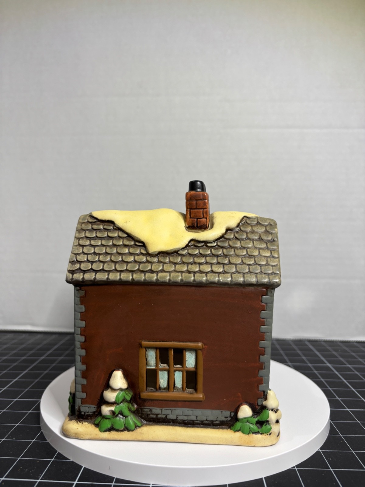 1986 Lefton Colonial Village Train Station #05822 with box and clip light