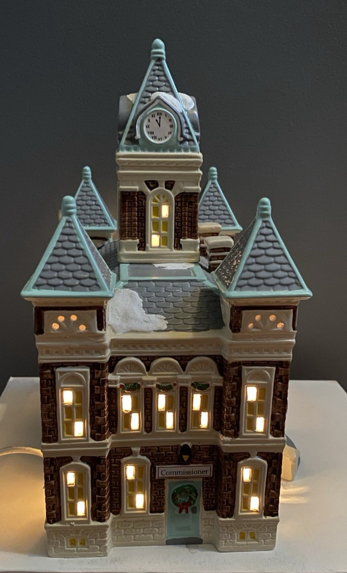 Dept 56 Snow Village County Courthouse 1989 Christmas Village Building 5144-6
