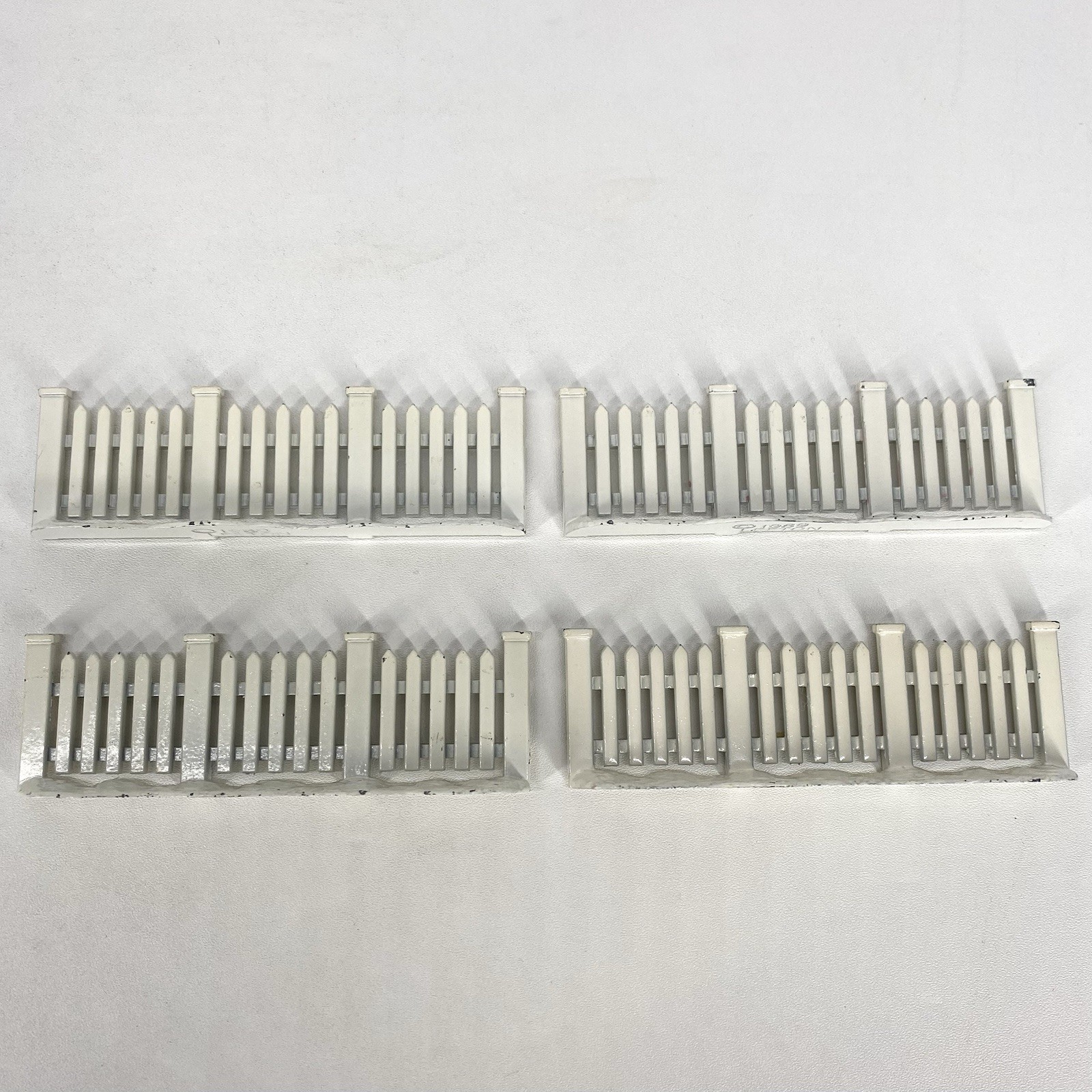 Vintage Lefton Metal White Picket Fence Set Of 4 Colonial Village Collection