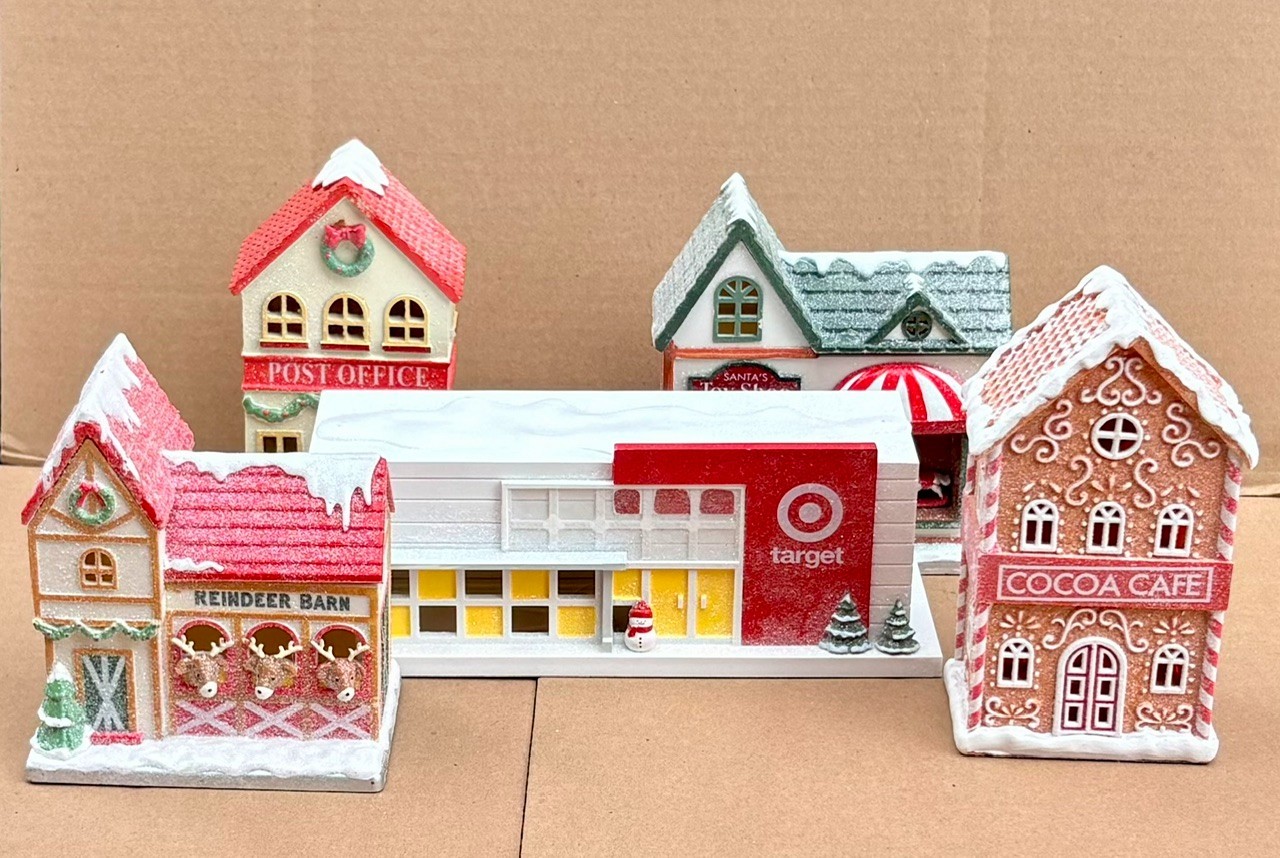 TARGET CHRISTMAS VILLAGE FIVE SETS /POST OFFICE-TOY SHOP-REINDEER BARN-CAFE