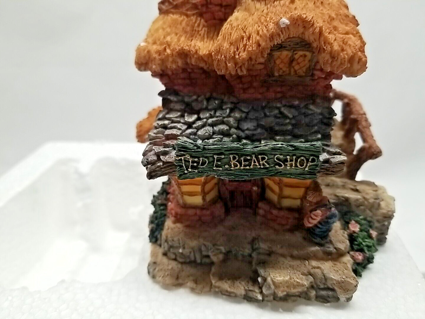 Boyd’s Bearly Built Villages Boyds Town Ted E. Bear Shop #19001