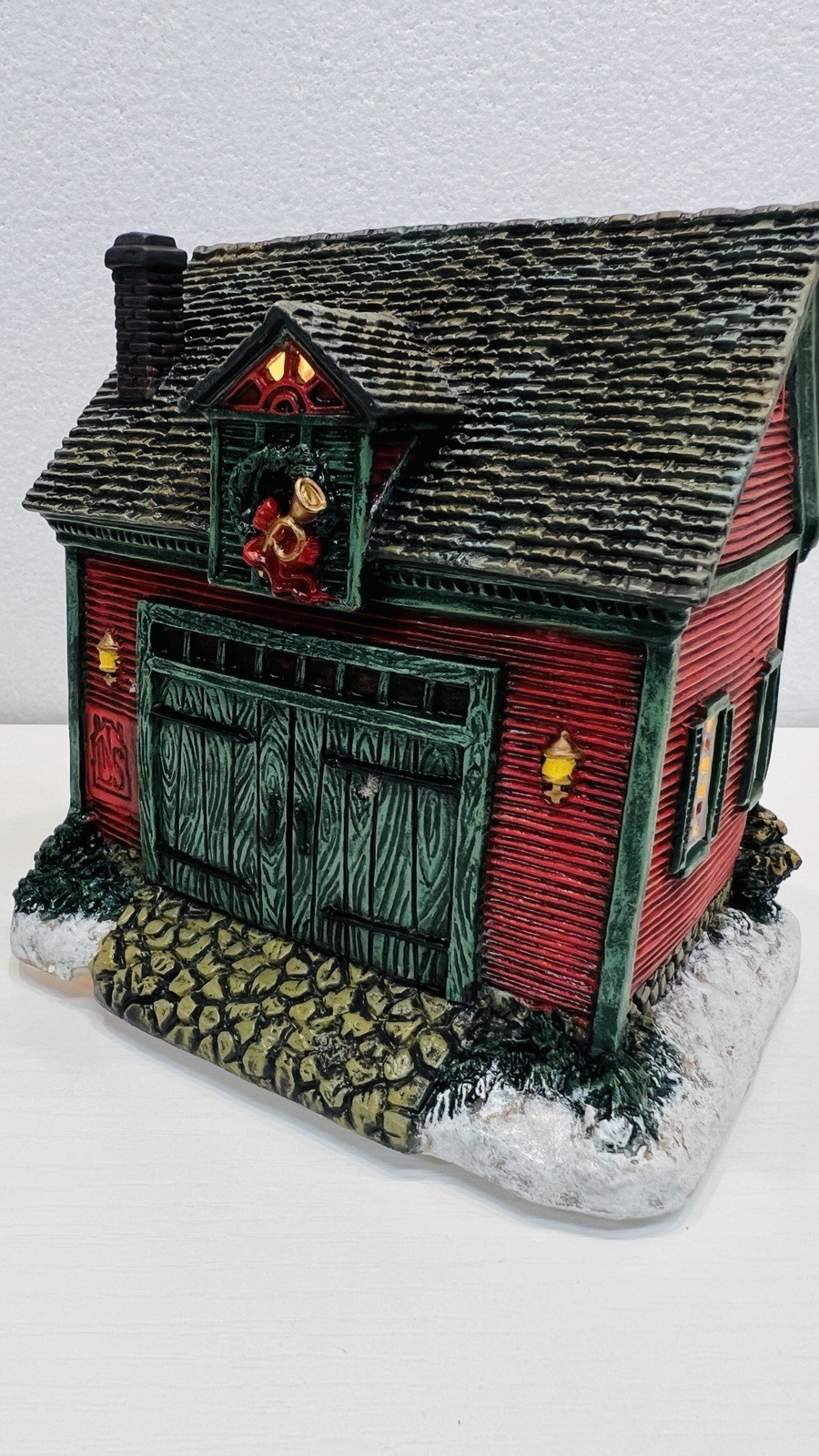 Lang & Wise Folk Art Villages The Joy Of Christmas “Cabinet Shop” 1997 Excellent