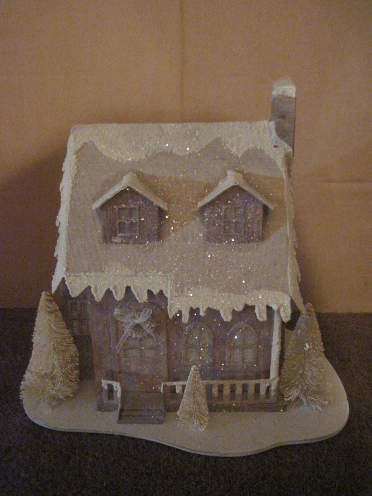 Christmas Reproduction Light up Snowy House, Particle Board??, 11″x8″x10″tall