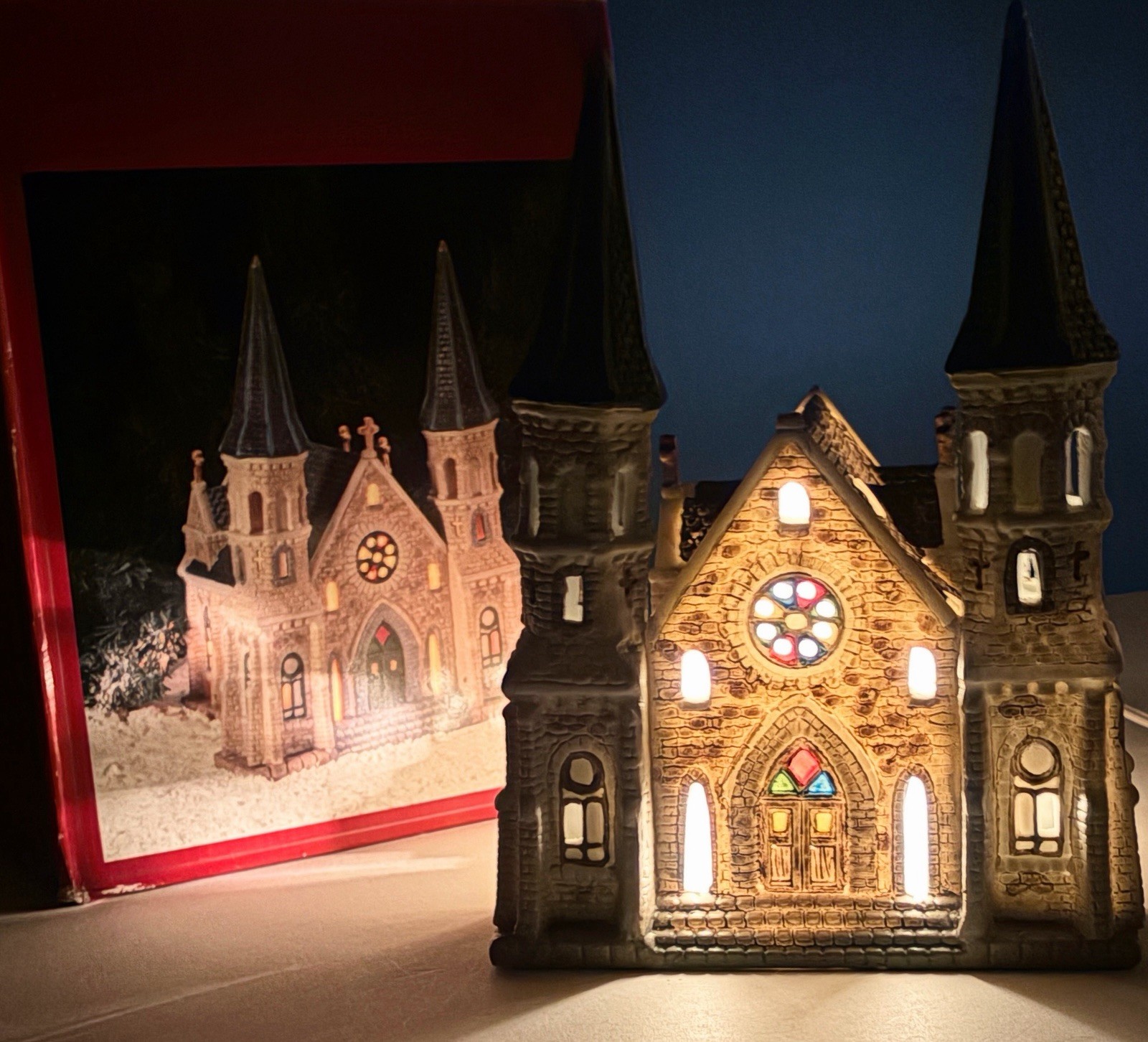 Dickens Keepsake Porcelain Lighted House Cathedral Church Snow Village Lighted