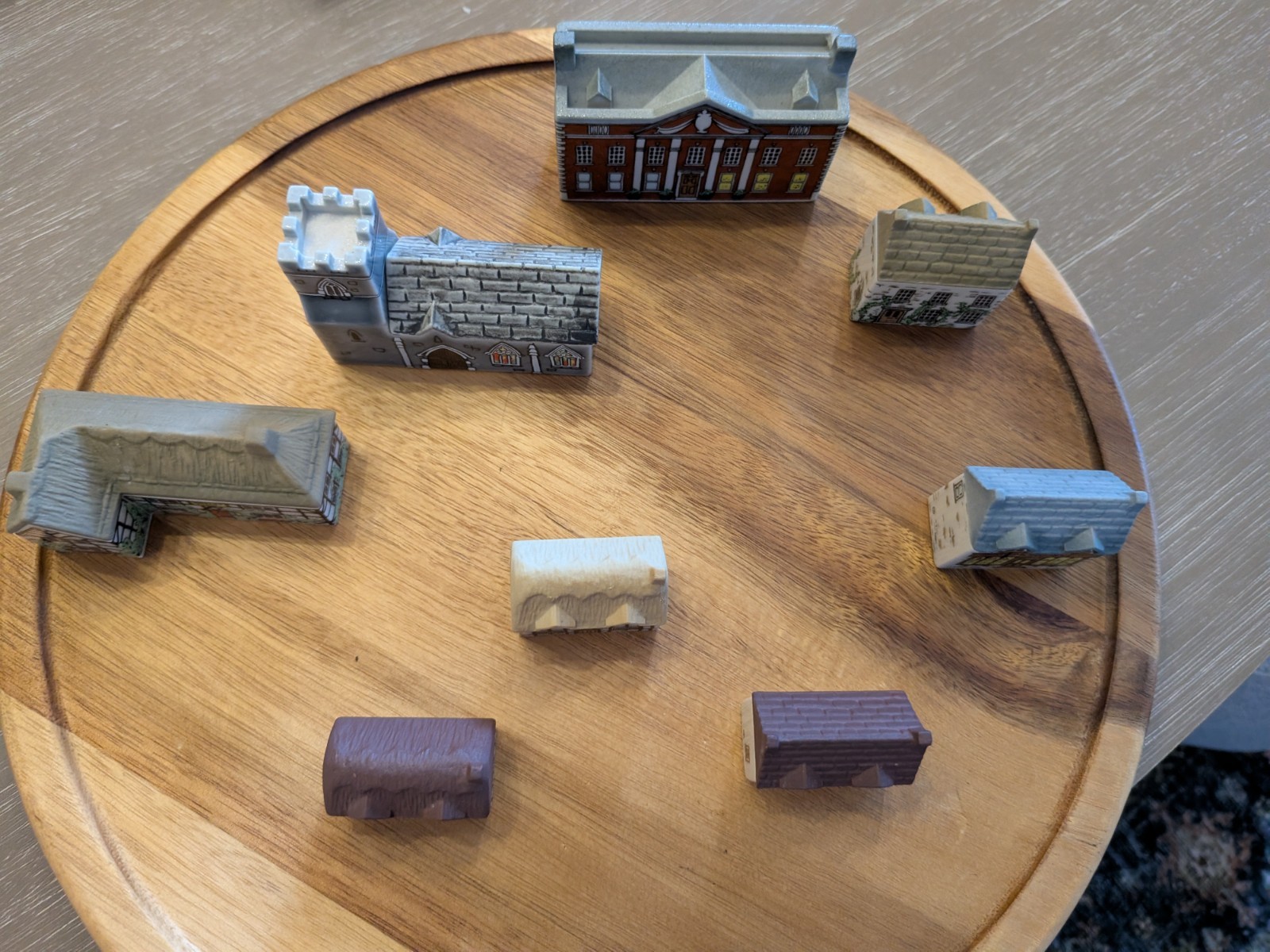 Wade Of England Whimsey-on-Why English Village Miniatures Porcelain Set 1