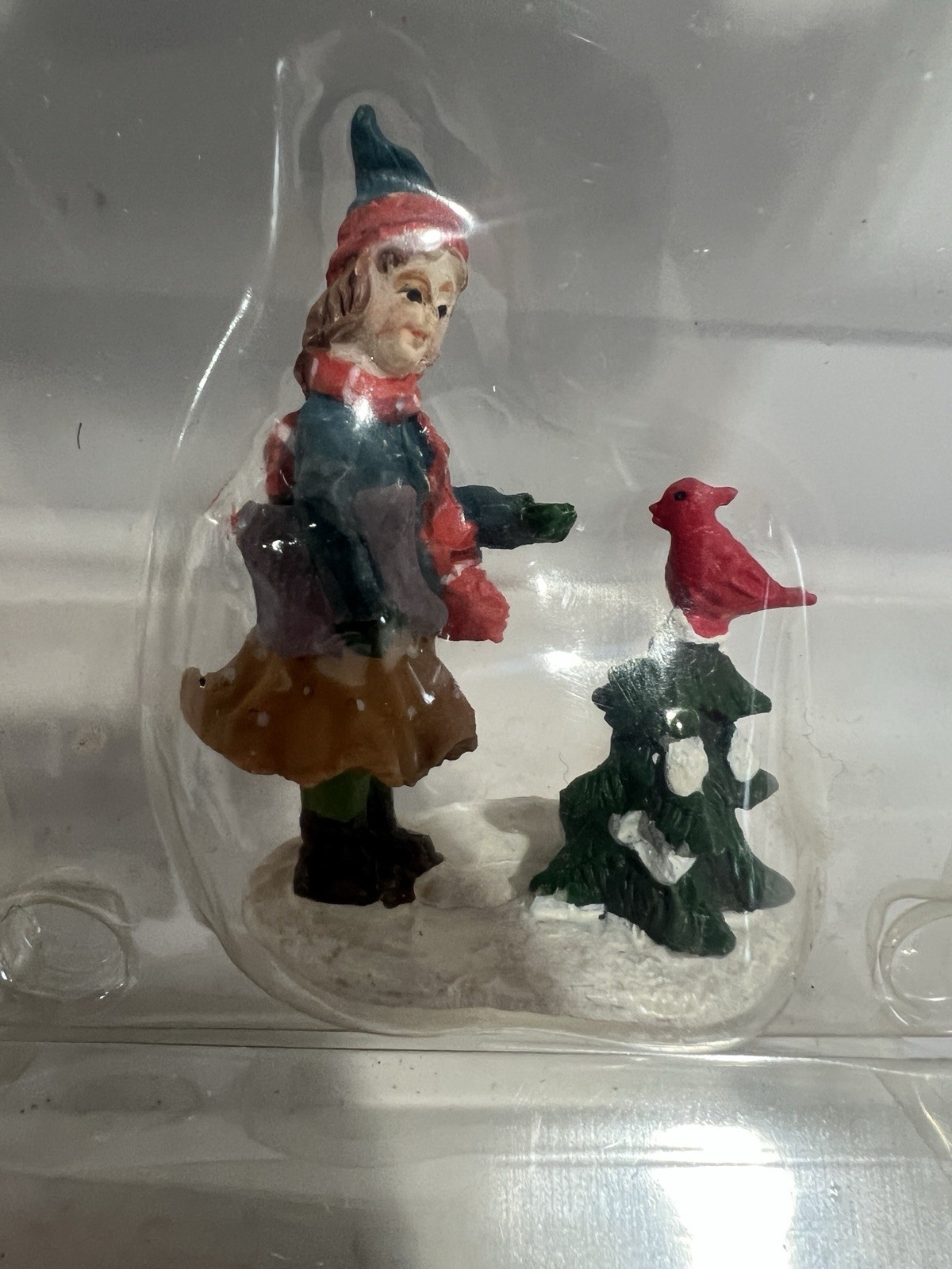 Holiday Inspirations Town Series House Accessory Girl And Robin NEW