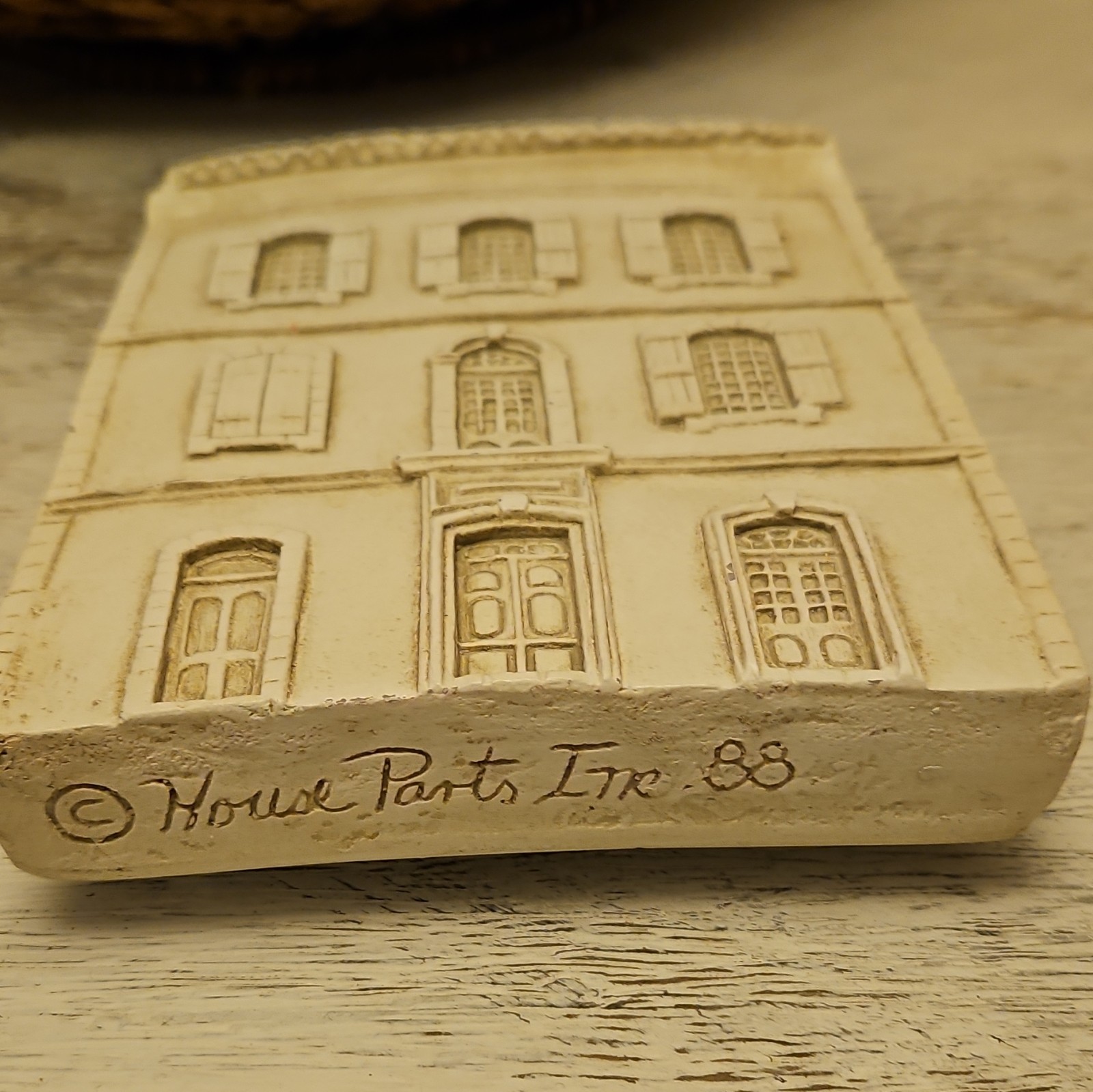 House Parts Beige Resin House Wall-Mounted Plaque Rectangle 1988