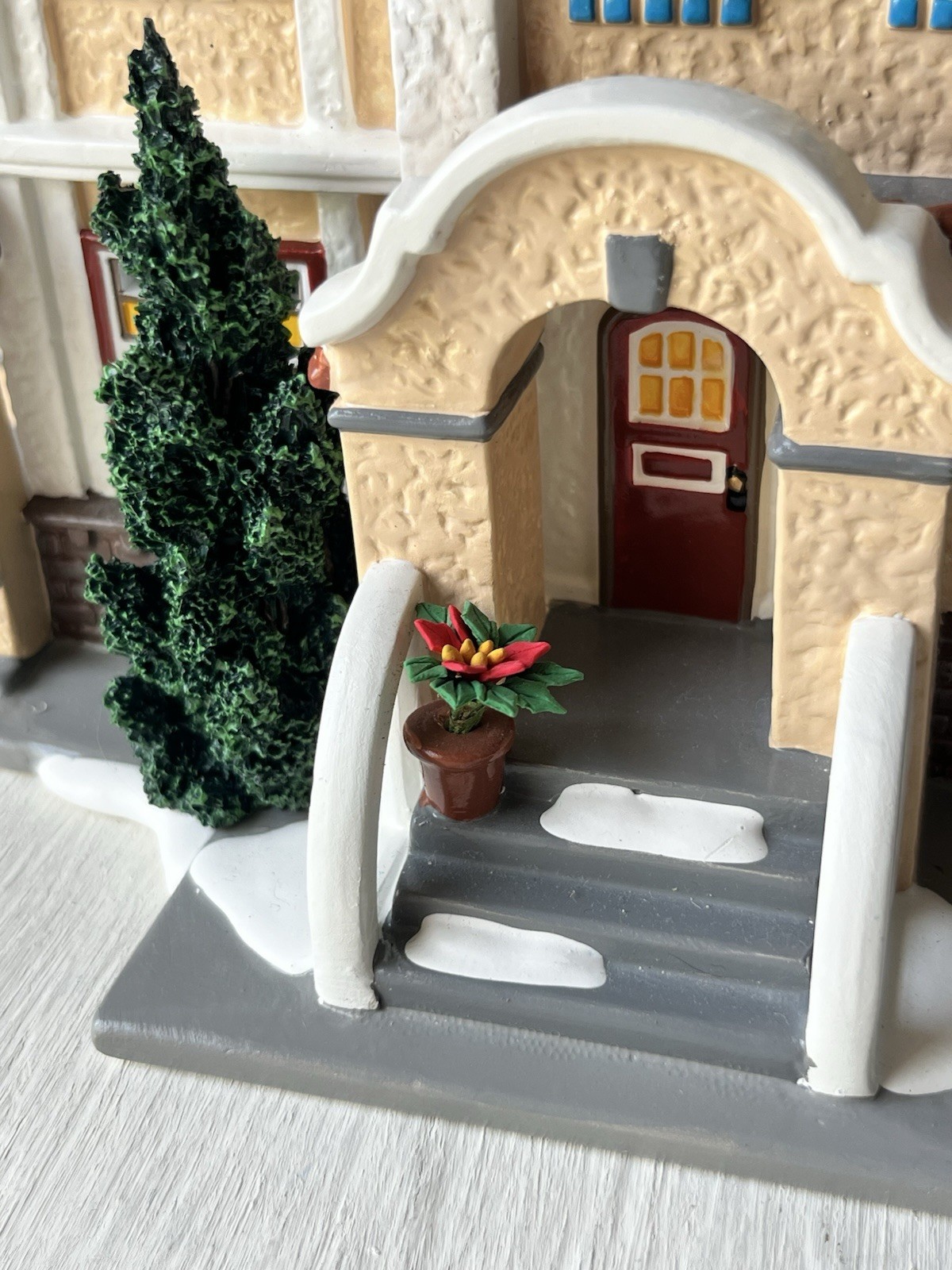 Dept 56 Mission Style House American Architecture Series #56.55332 Snow Village