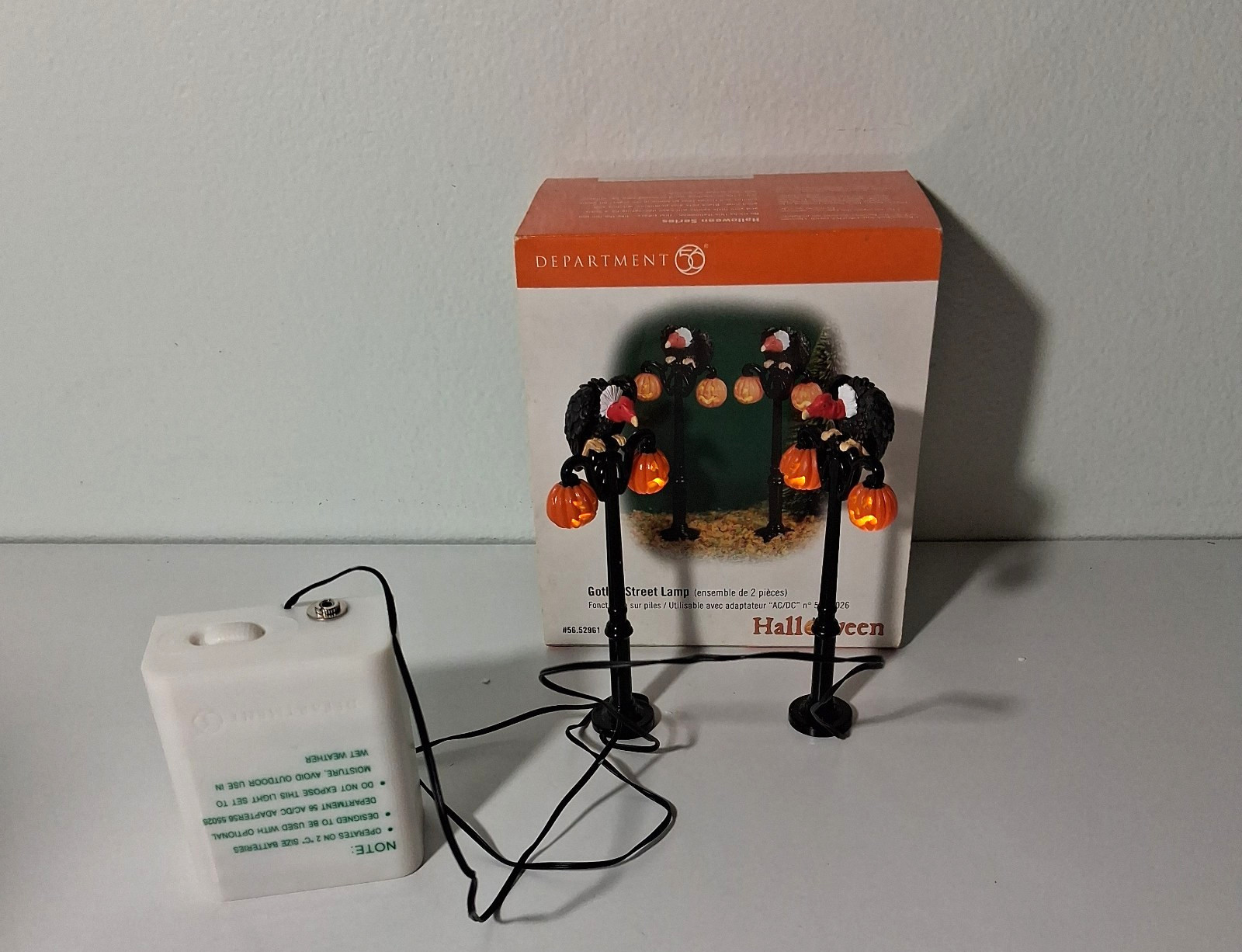 Dept 56 Halloween Gothic Street Lamps Buzzards & Jack-o-Lanterns 52961