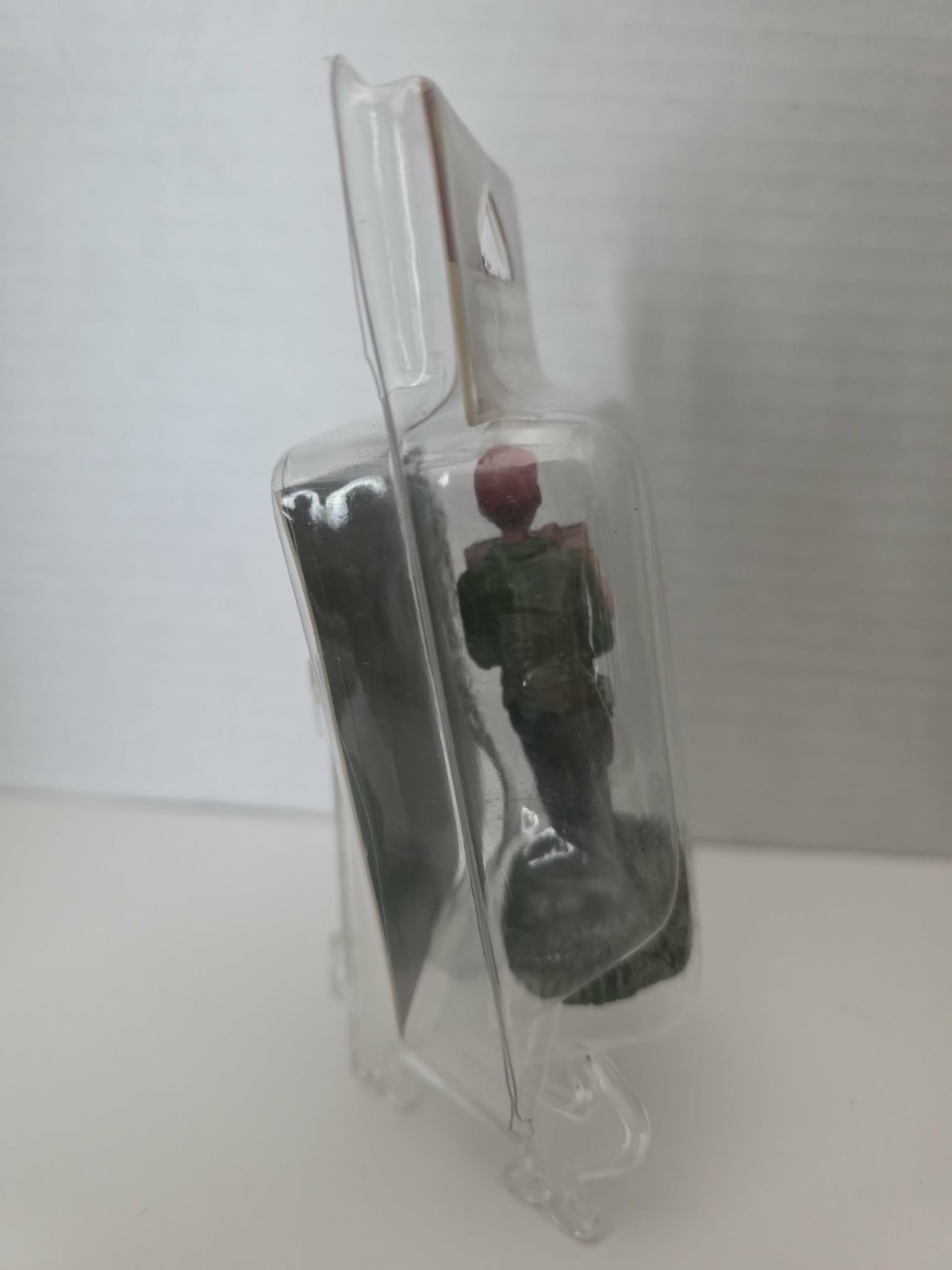 Lemax #42232 Christmas Village Town Figurine Man Carrying Books “bookworm” 2014