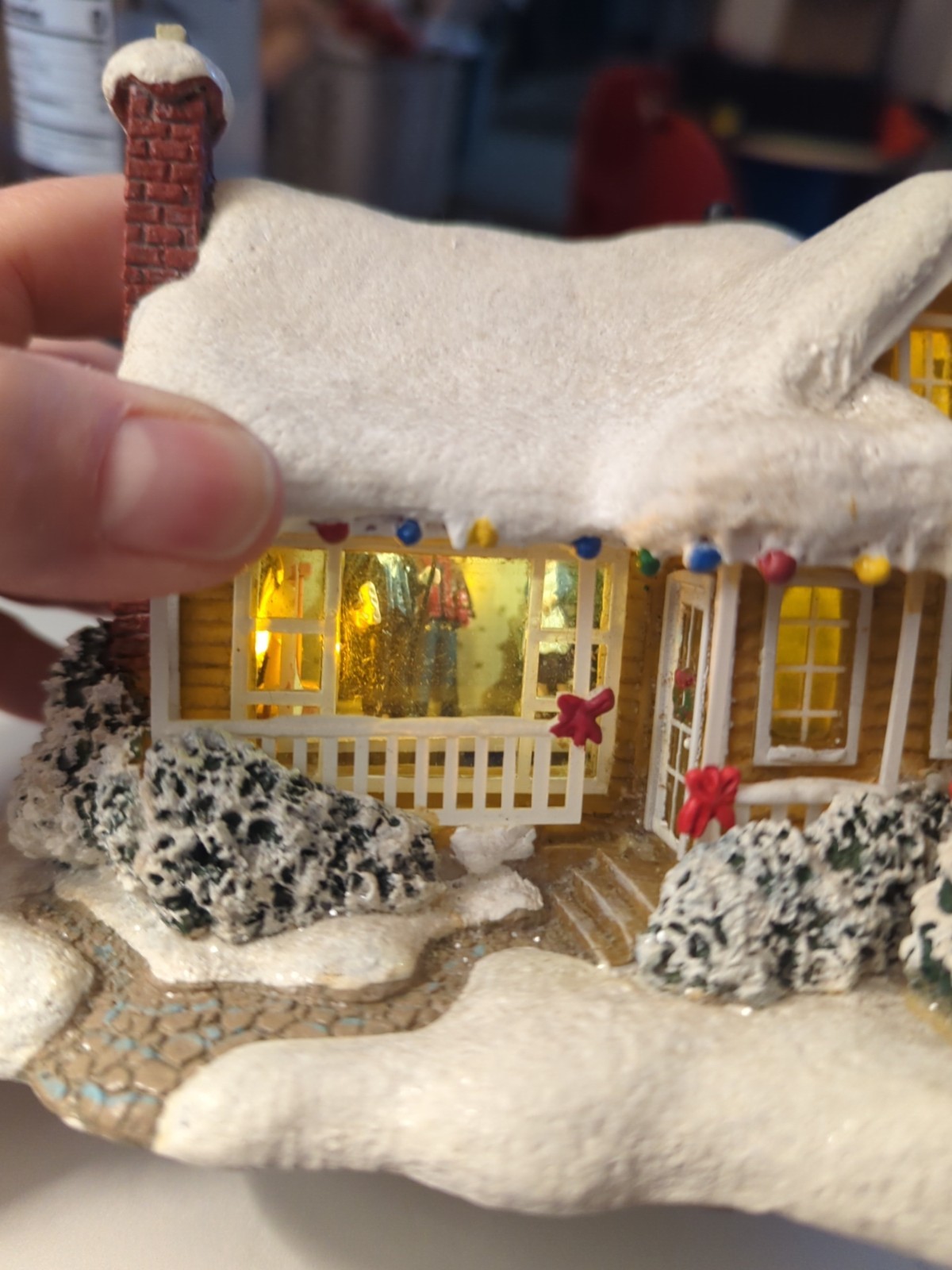 Teleflora Thomas Kinkade Childhood Home Light-Up Christmas House Flickering