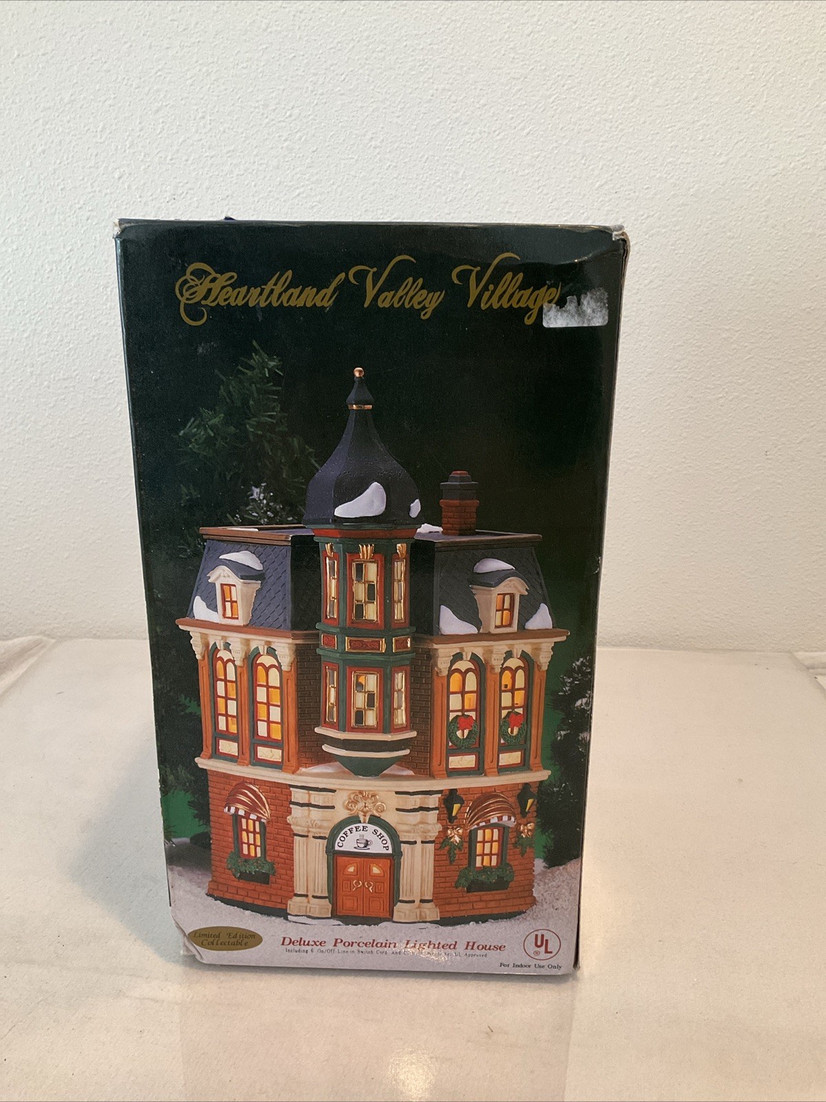 Heartland Valley Village Deluxe Porcelain Lighted House COFFEE SHOP Excellent