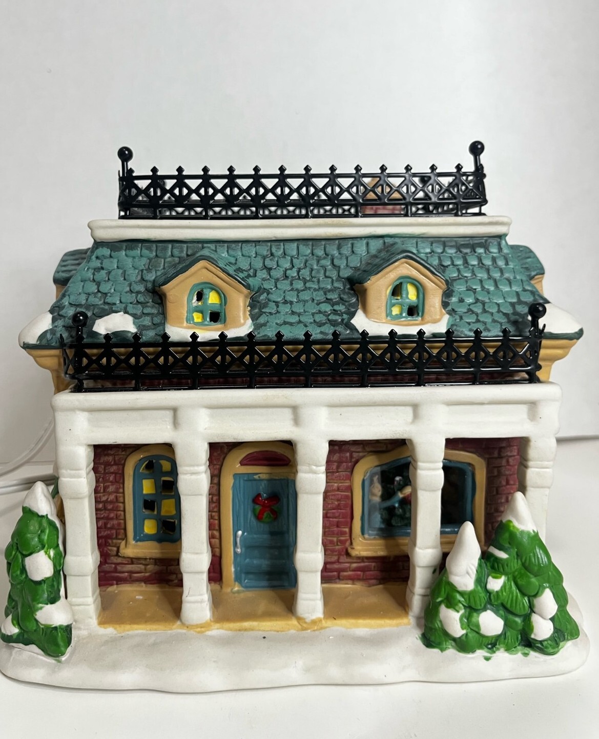 American Greetings Ingleby Village Banker’s House Lighted Ceramic Bldg Christmas