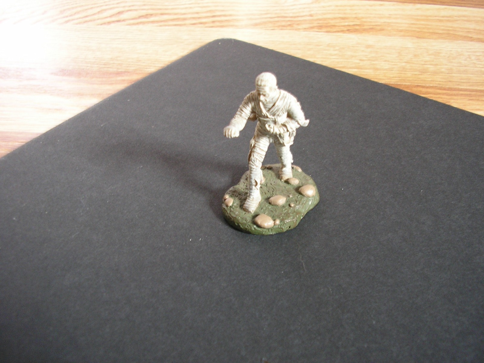 Hawthorne Village “Mummy’s Tomb” ( Figure ) 2005 Universal Studios